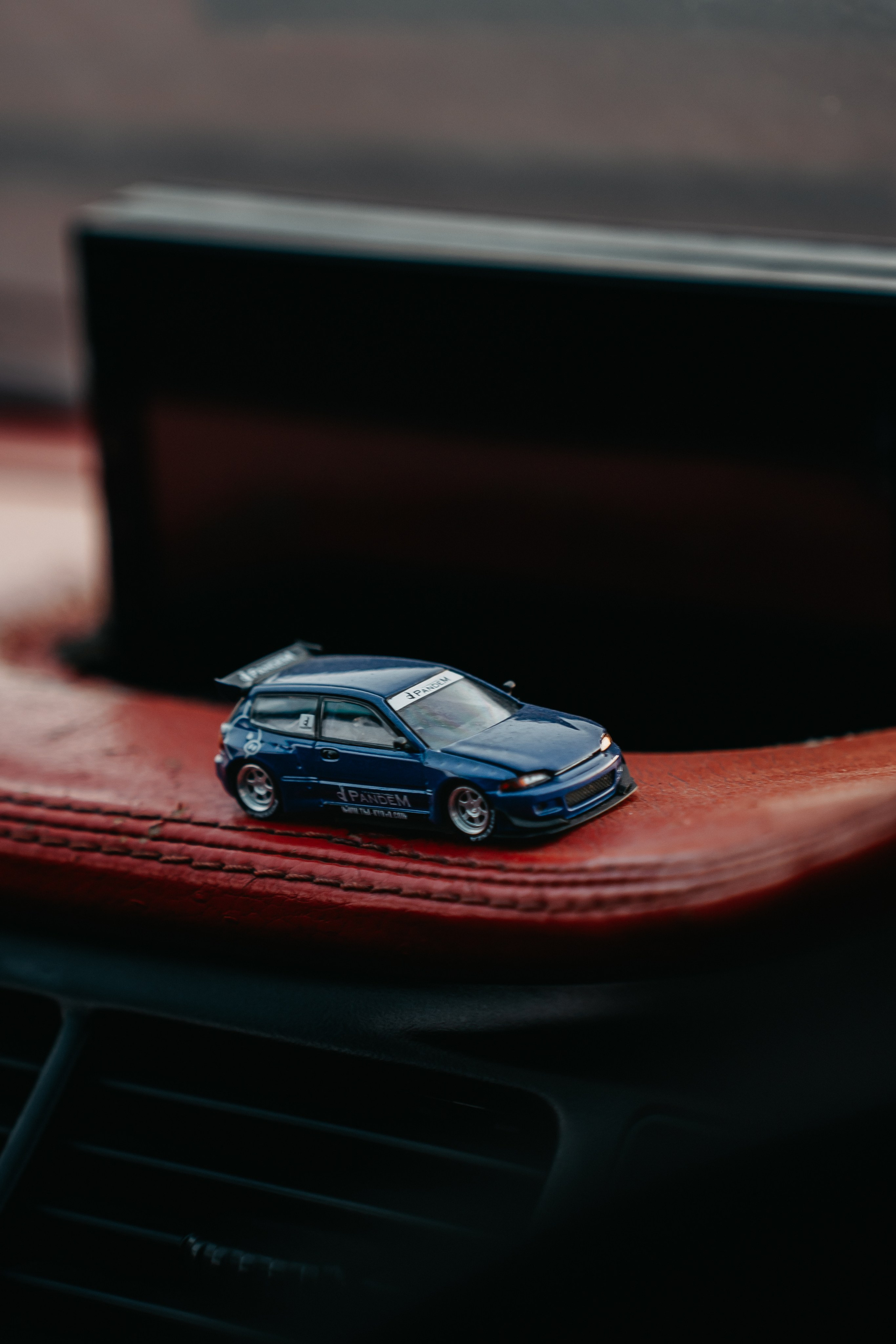 Nissan Skyline 25'. Фотограф, видеограф и пилот дрона на Байкале