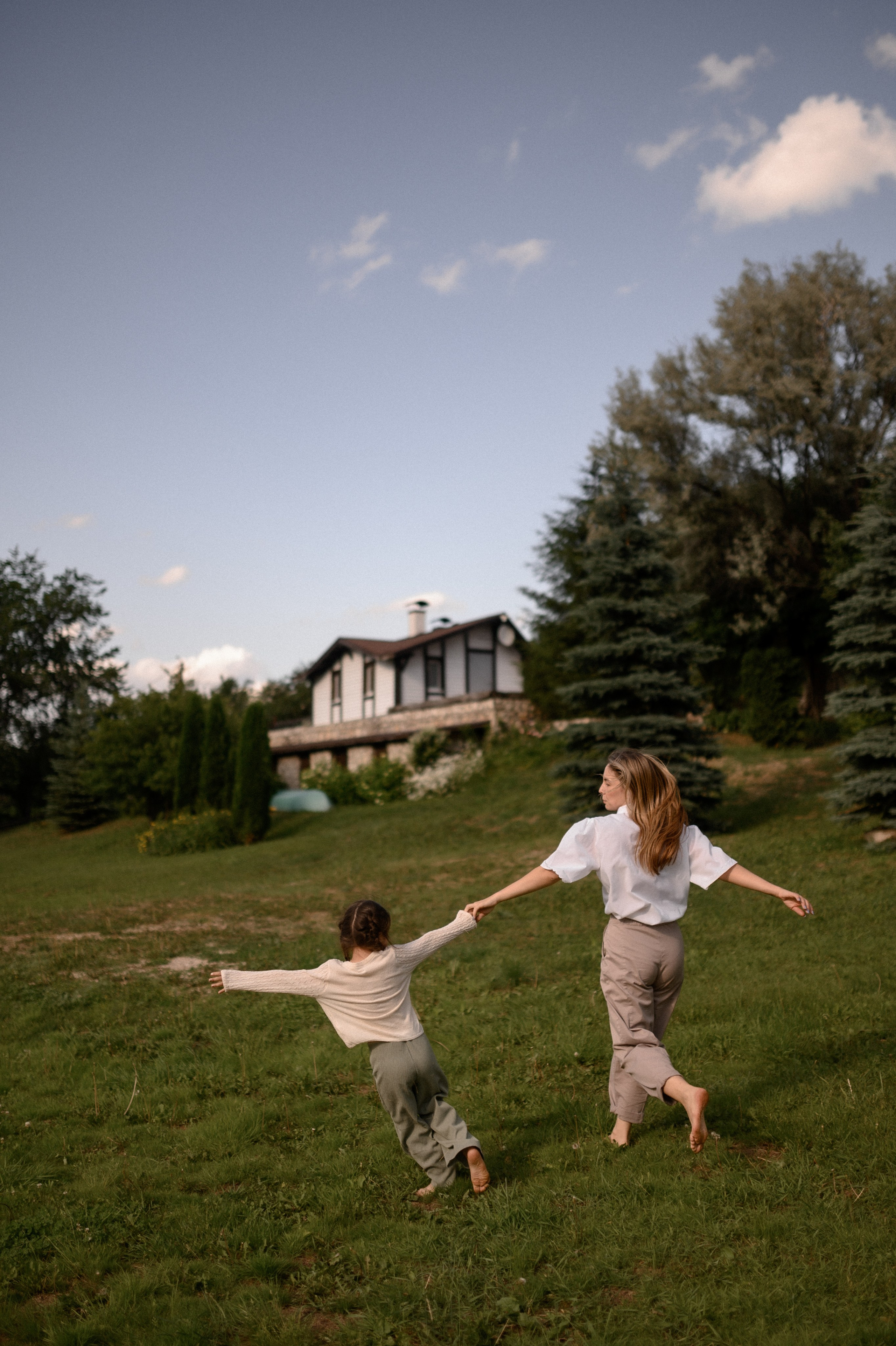 Вика и Николь. Семейный и свадебный lifestyle-фотограф в Москве Мария Петрова