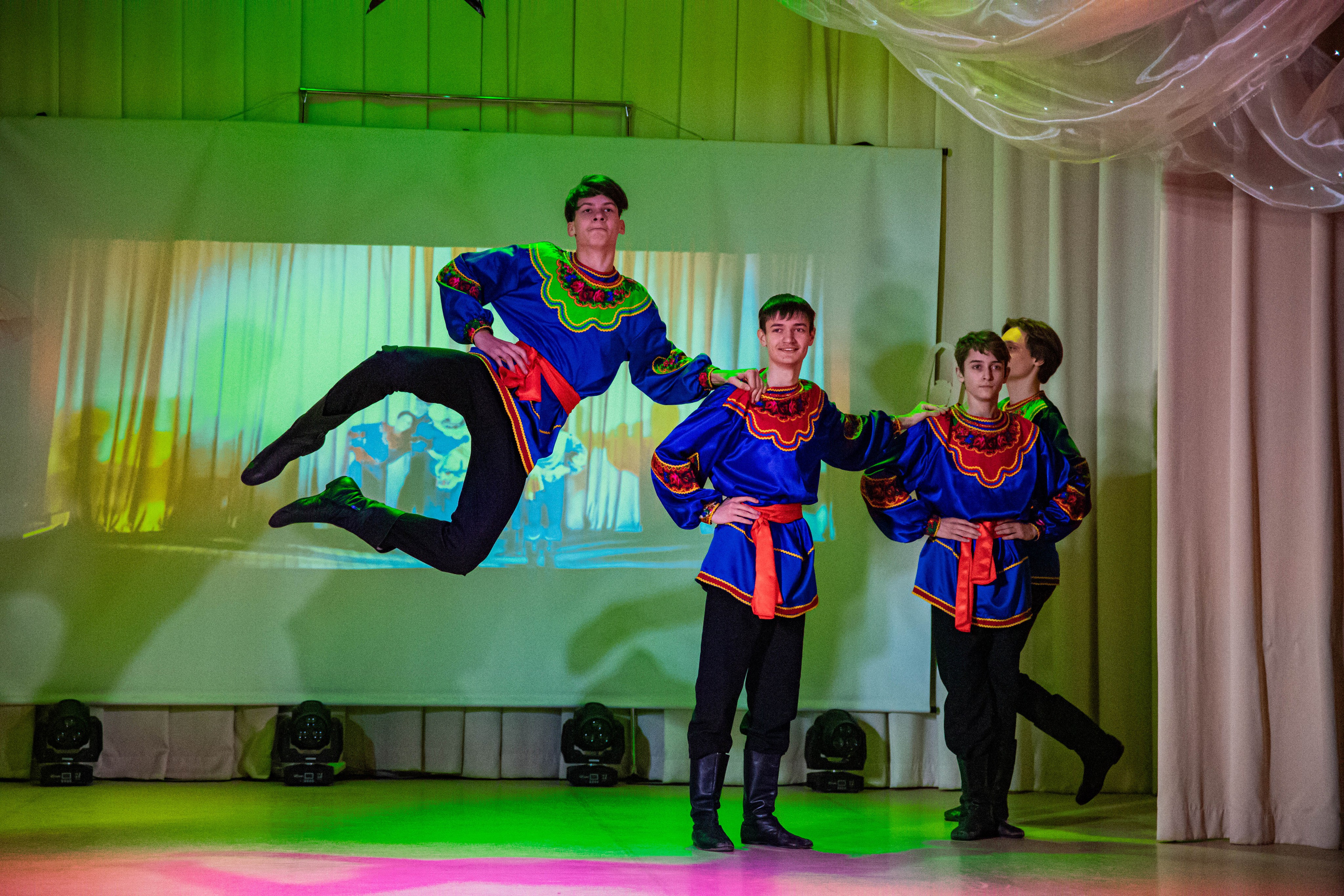 «Конфетти» Юбилейный концерт «Твори Добро». Фотограф Дарья Маташкова