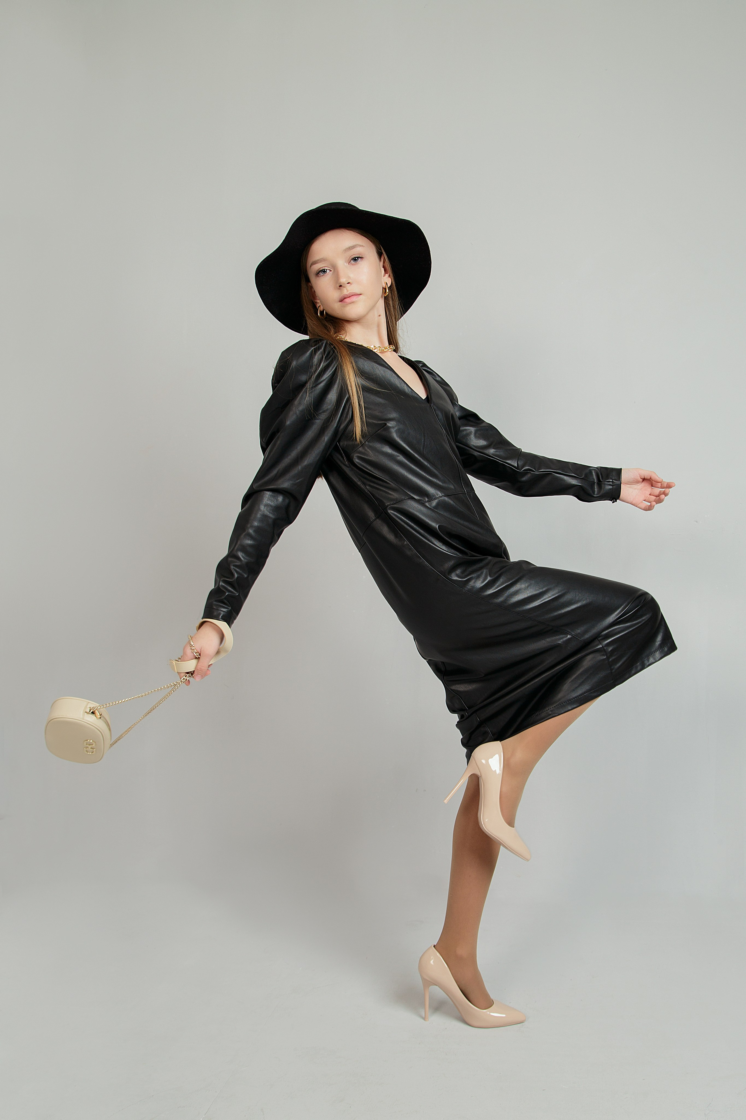 Для католога. Фотограф Юля Шифельбаен г. Рязань