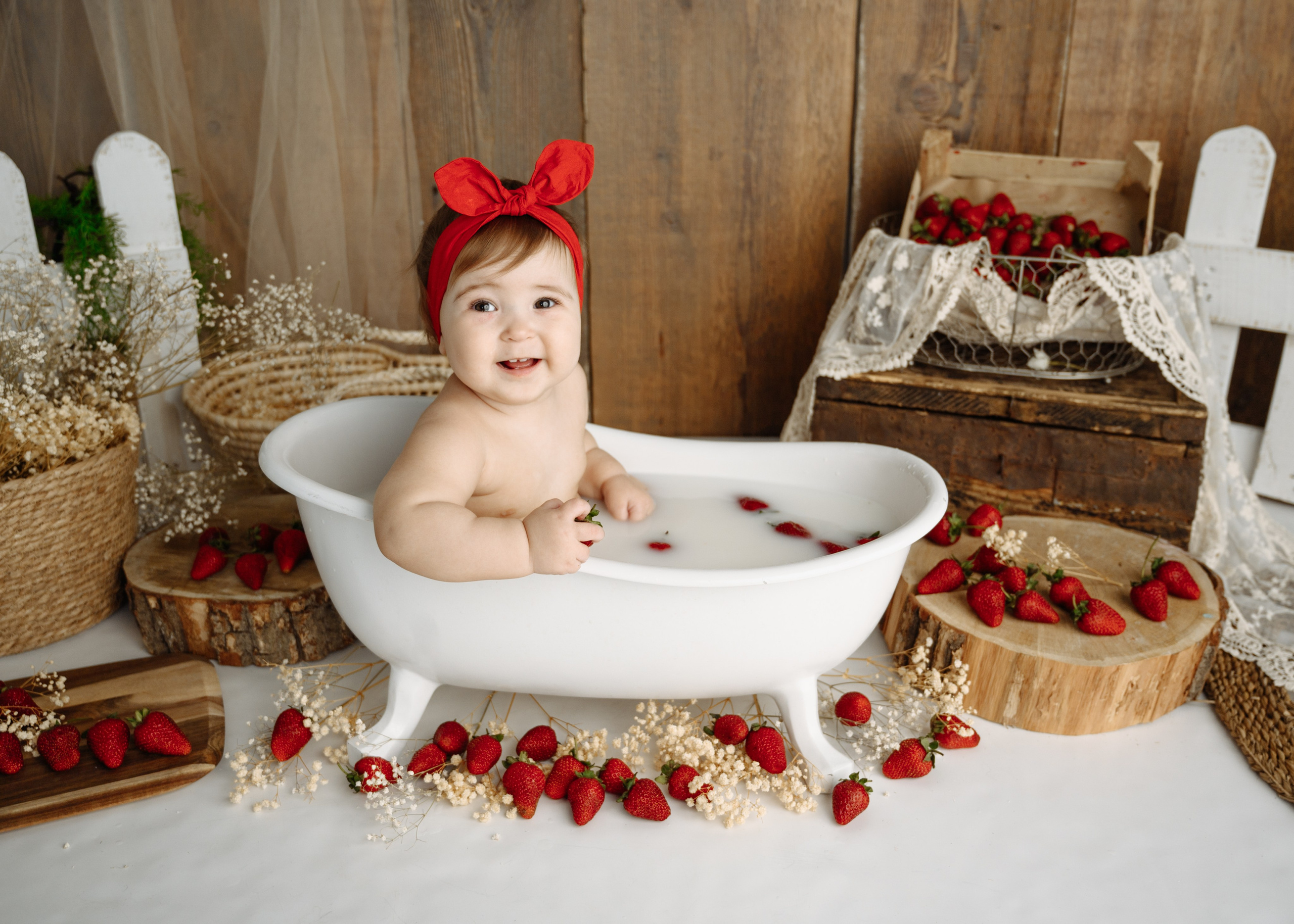 ГОДОВАСИЯ. Фотограф новорождённых и беременных в г. Ноябрьск