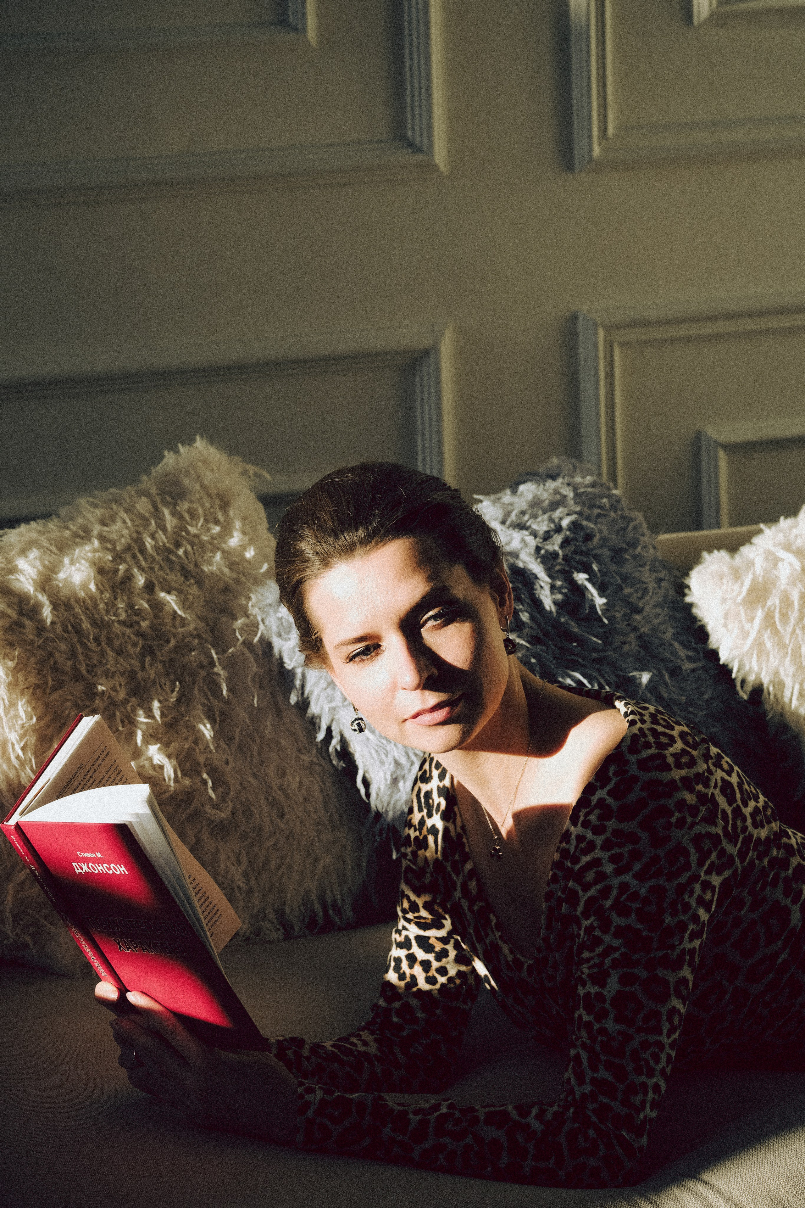 ФОТОСЕСИИЯ В СТУДИИ ДЛЯ ДЕВУШКИ ПСИХОЛОГА. Профессиональный фотограф, Санкт-Петербург — Виктория Богомолова