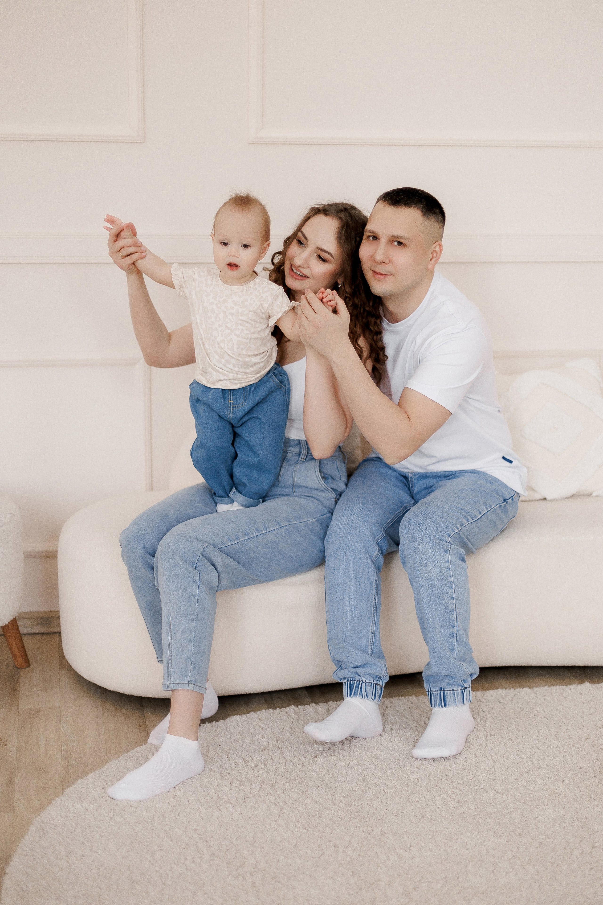 Алена, Максим и Ксюшенька. Свадебный и портретный фотограф в Миассе Филиппенко Дарья