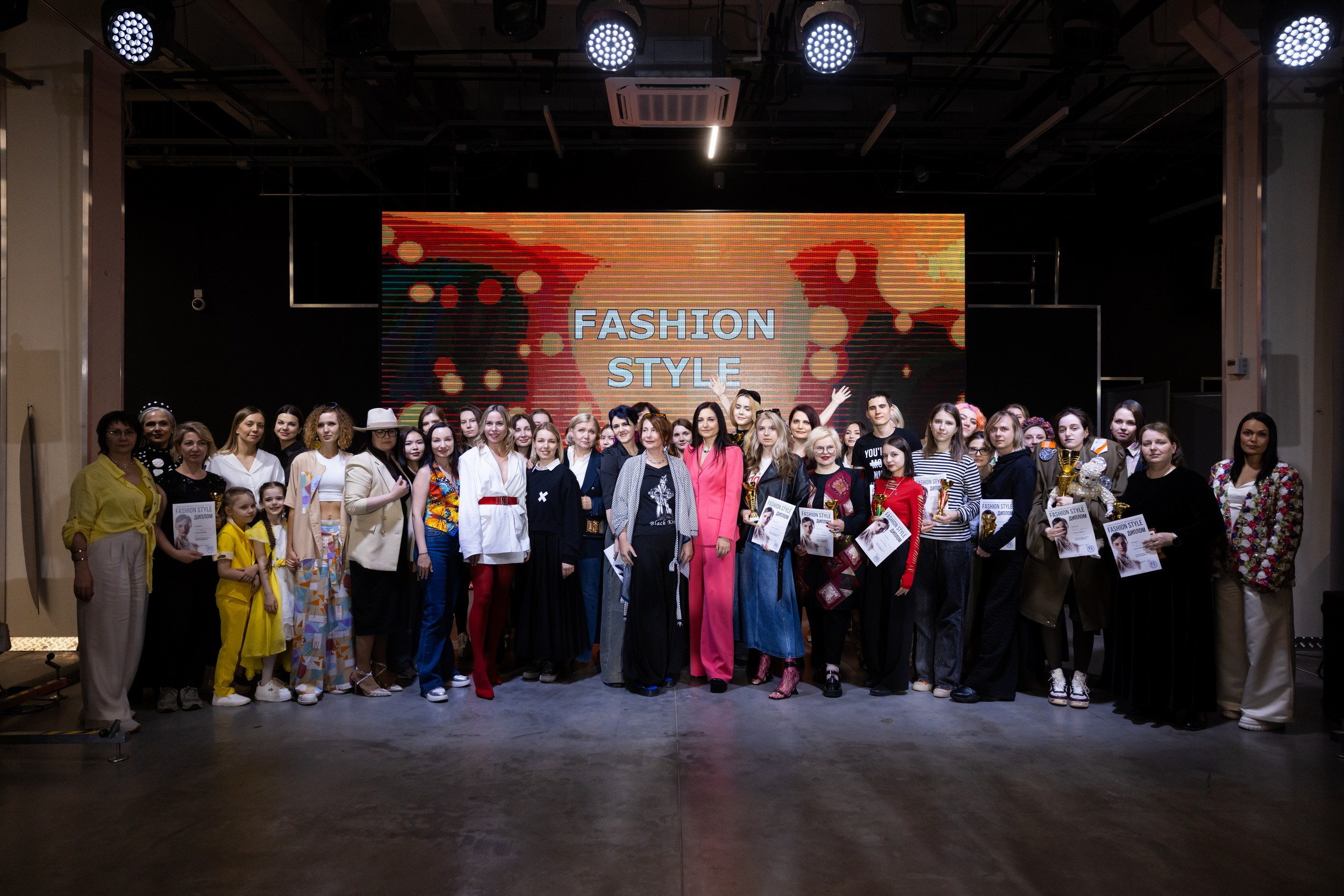 Фестиваль моды и красоты Fashion Style (17 мая 2025). Репортажный фотограф Алексей Пирязев