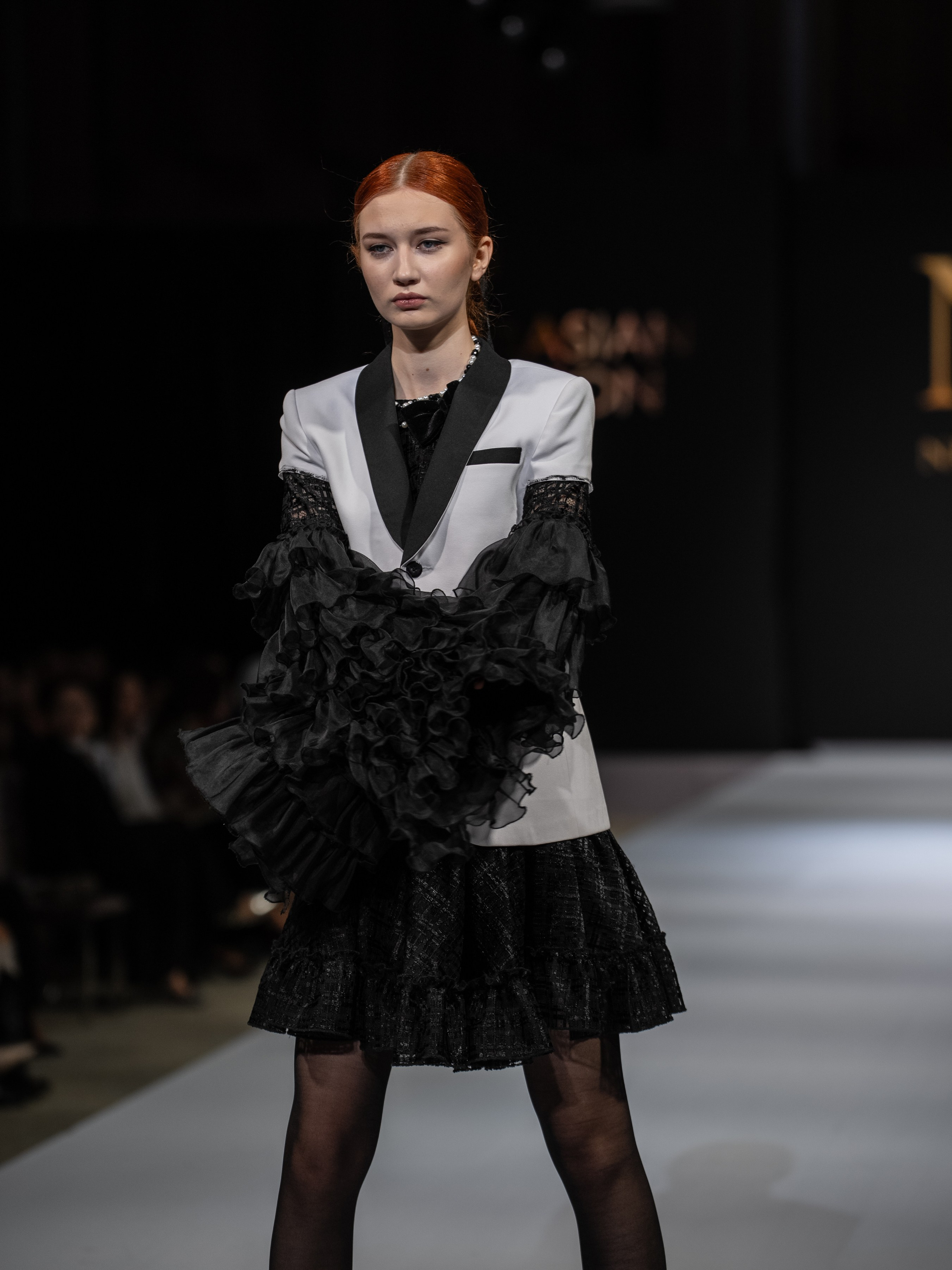 EURASIAN FASHION WEEK Nurasem. Сайт Алматинского НЮ АРТ, будуар и фэшн фотографа Дениса Карпенко