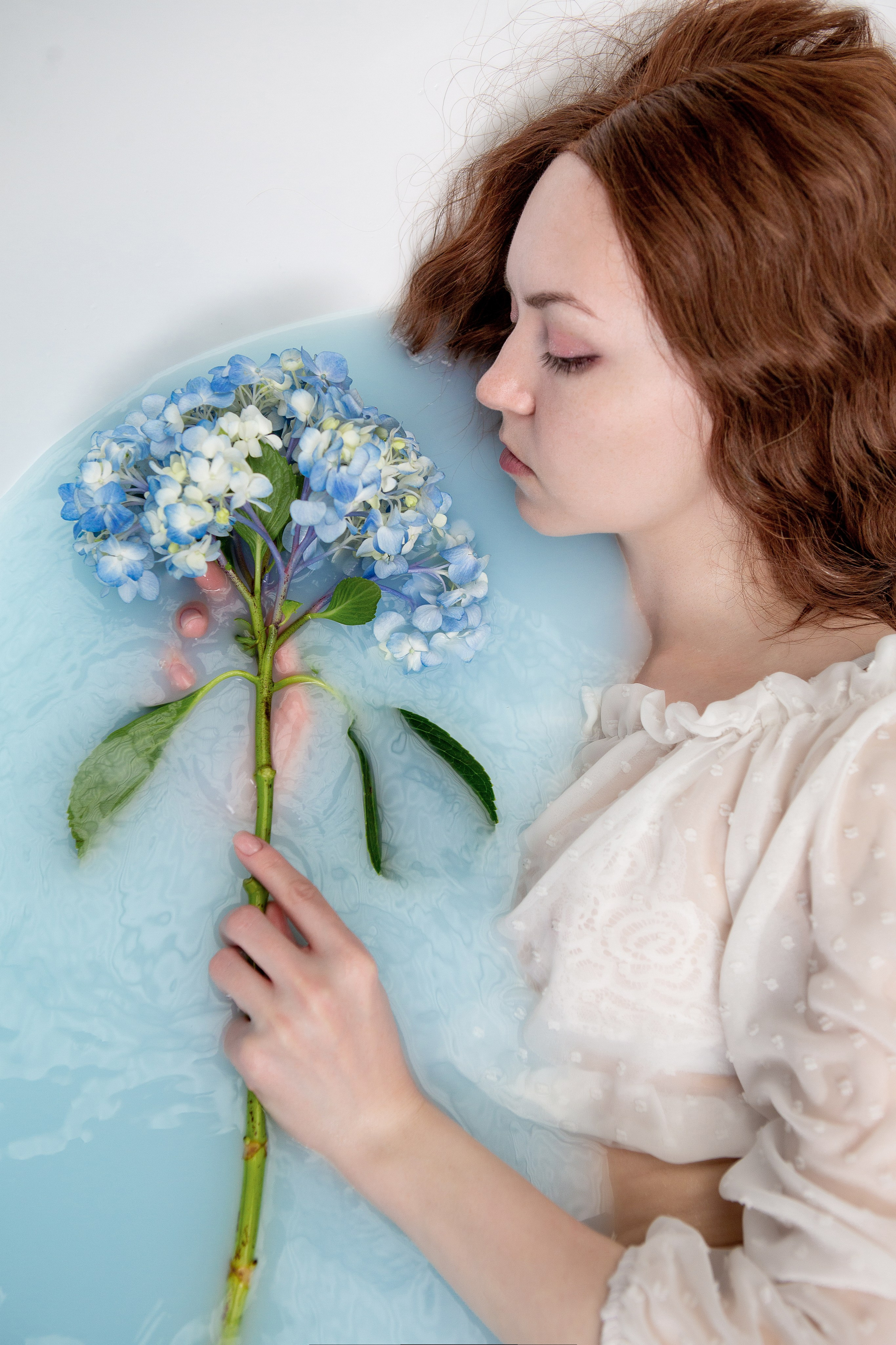 Голубое молоко. Фотограф Екатерина Голицына