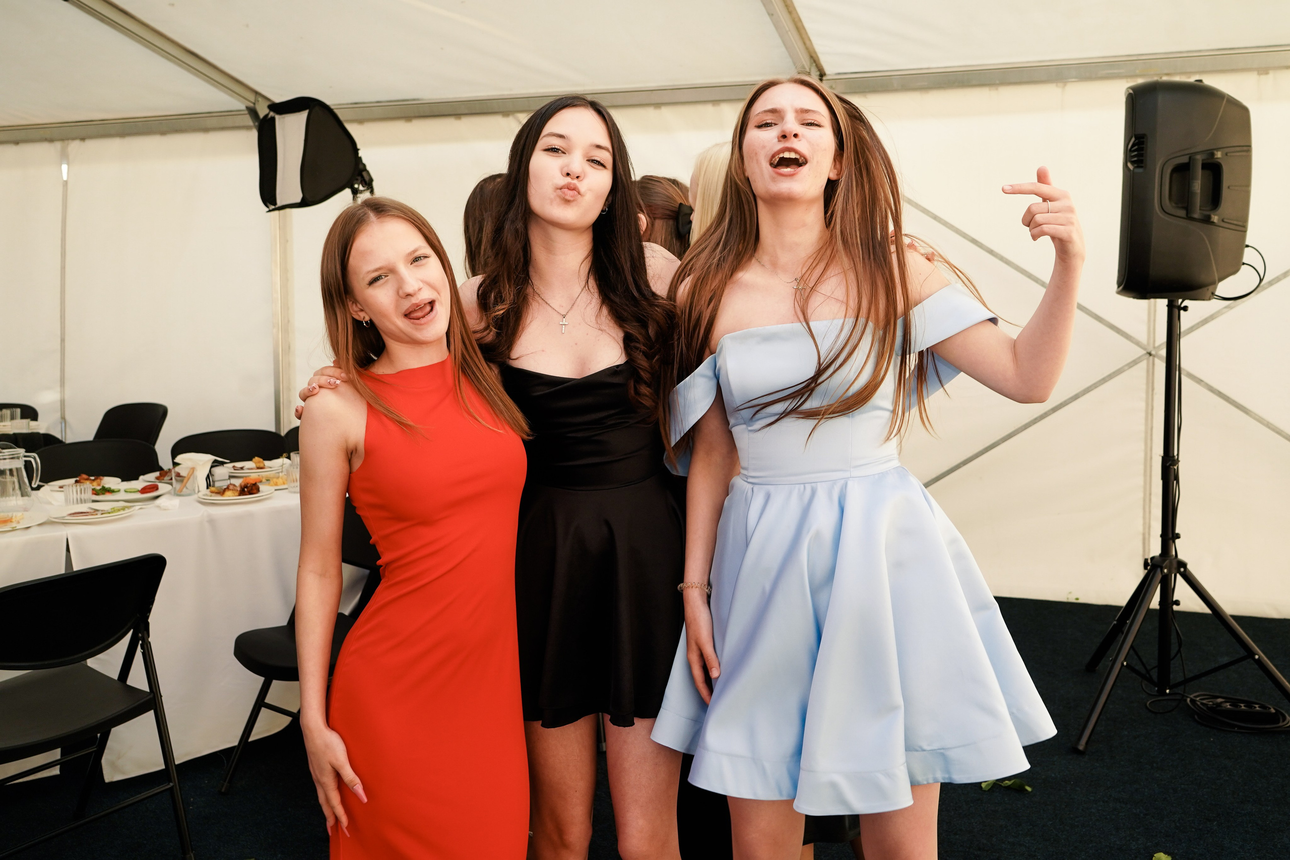 Выпускной 9 класса школа 19 в Коматек. Семейный и портретный фотограф в Екатеринбурге Анна Лобанова