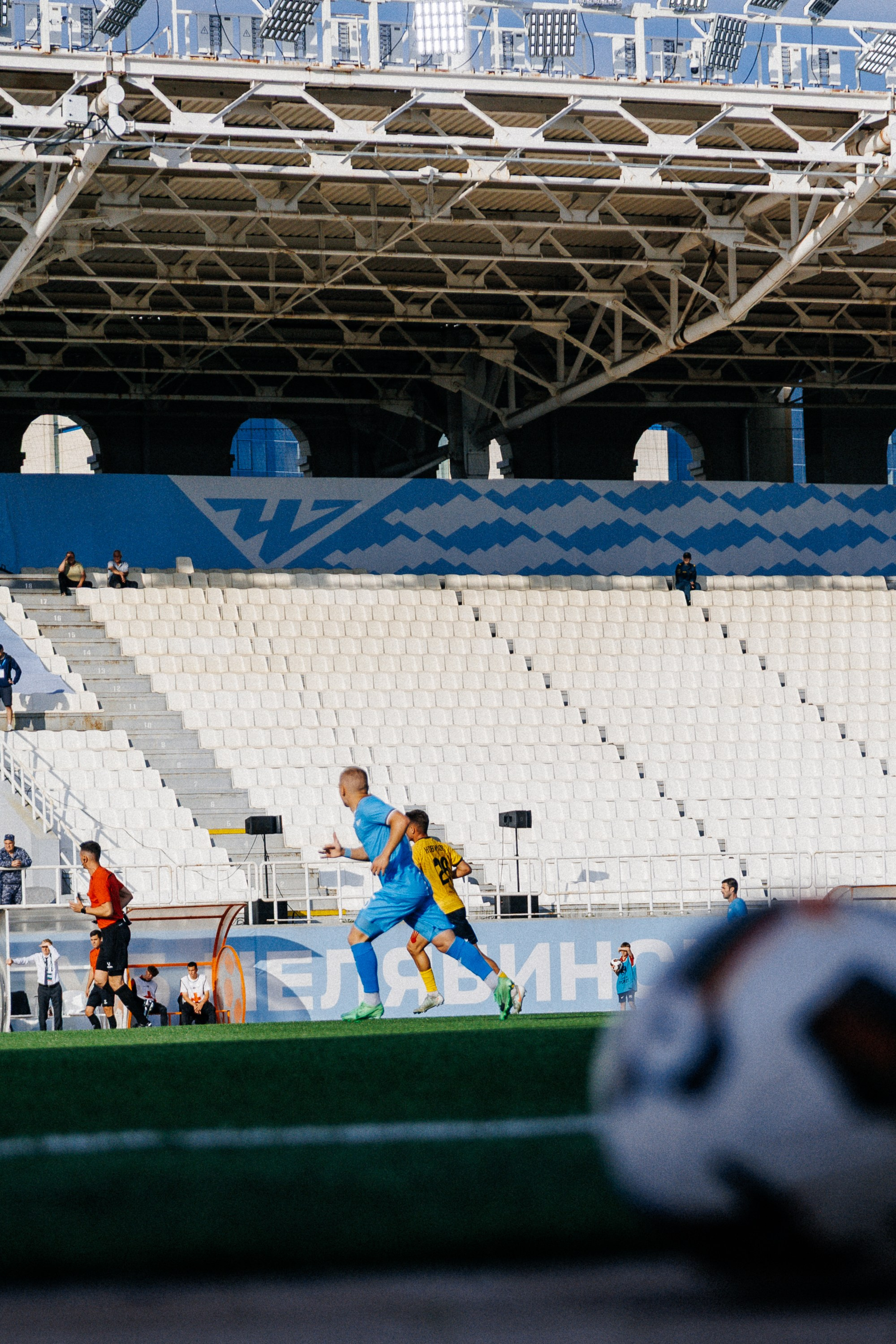 ФК ЧЕЛЯБИНСК Х ФК ВОЛГА. Репортажный фотограф Макс Брагин