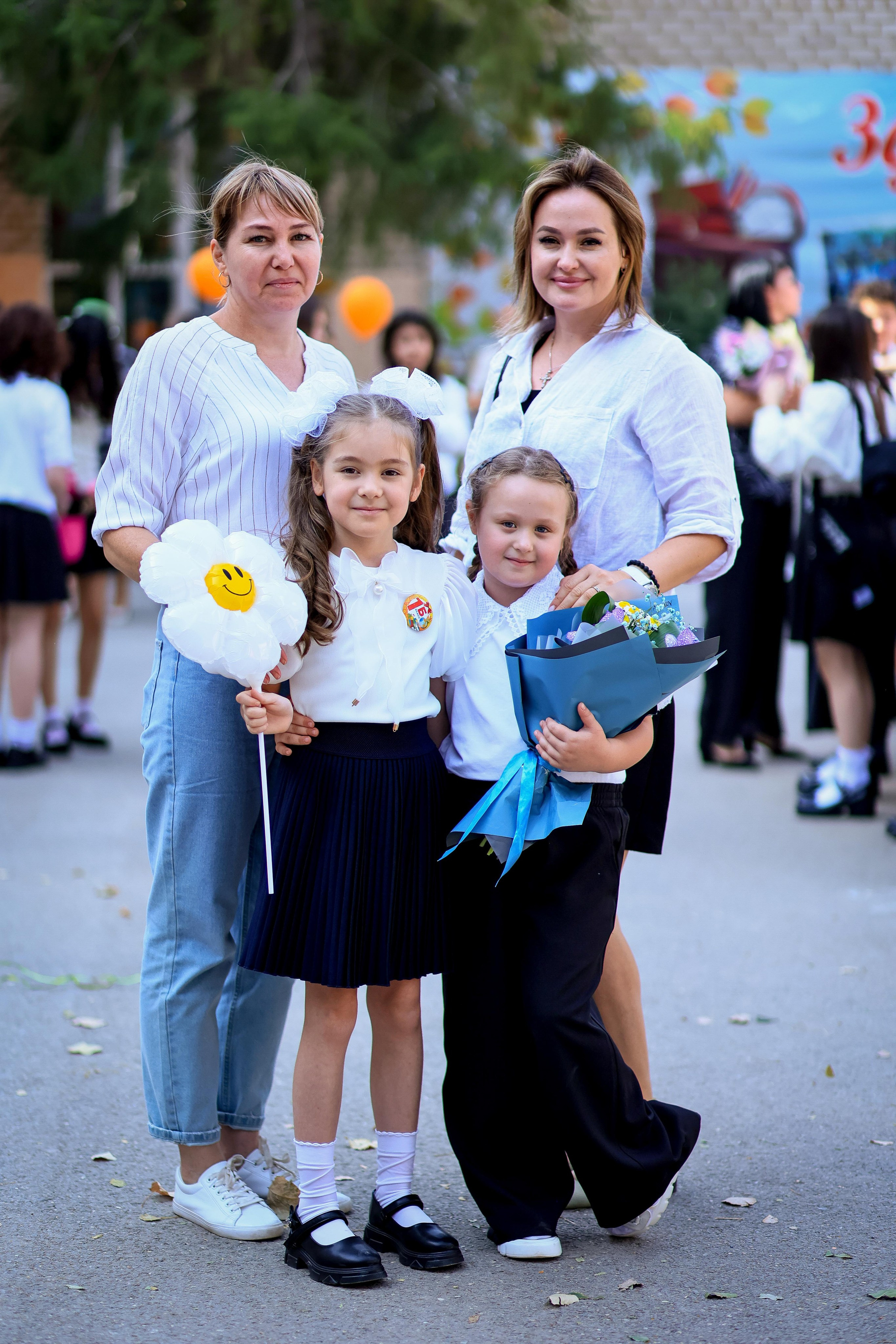 ШКОЛА 1 СЕНТЯБРЯ. Свадебный фотограф — видеограф в г. Астрахань Екатерина Юмашева