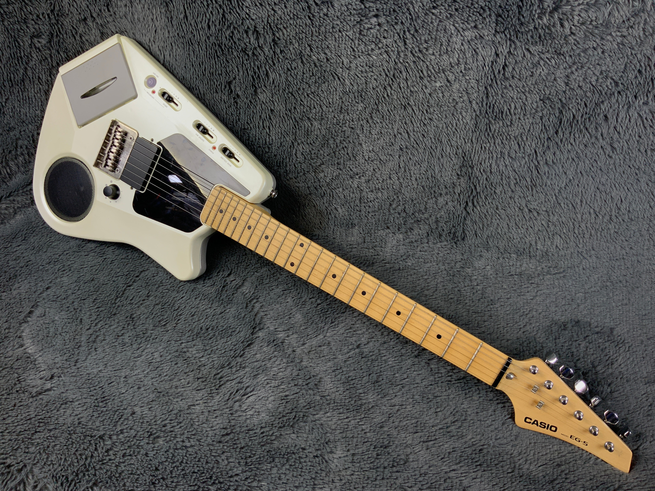 Casio EG-5 Made in Japan 