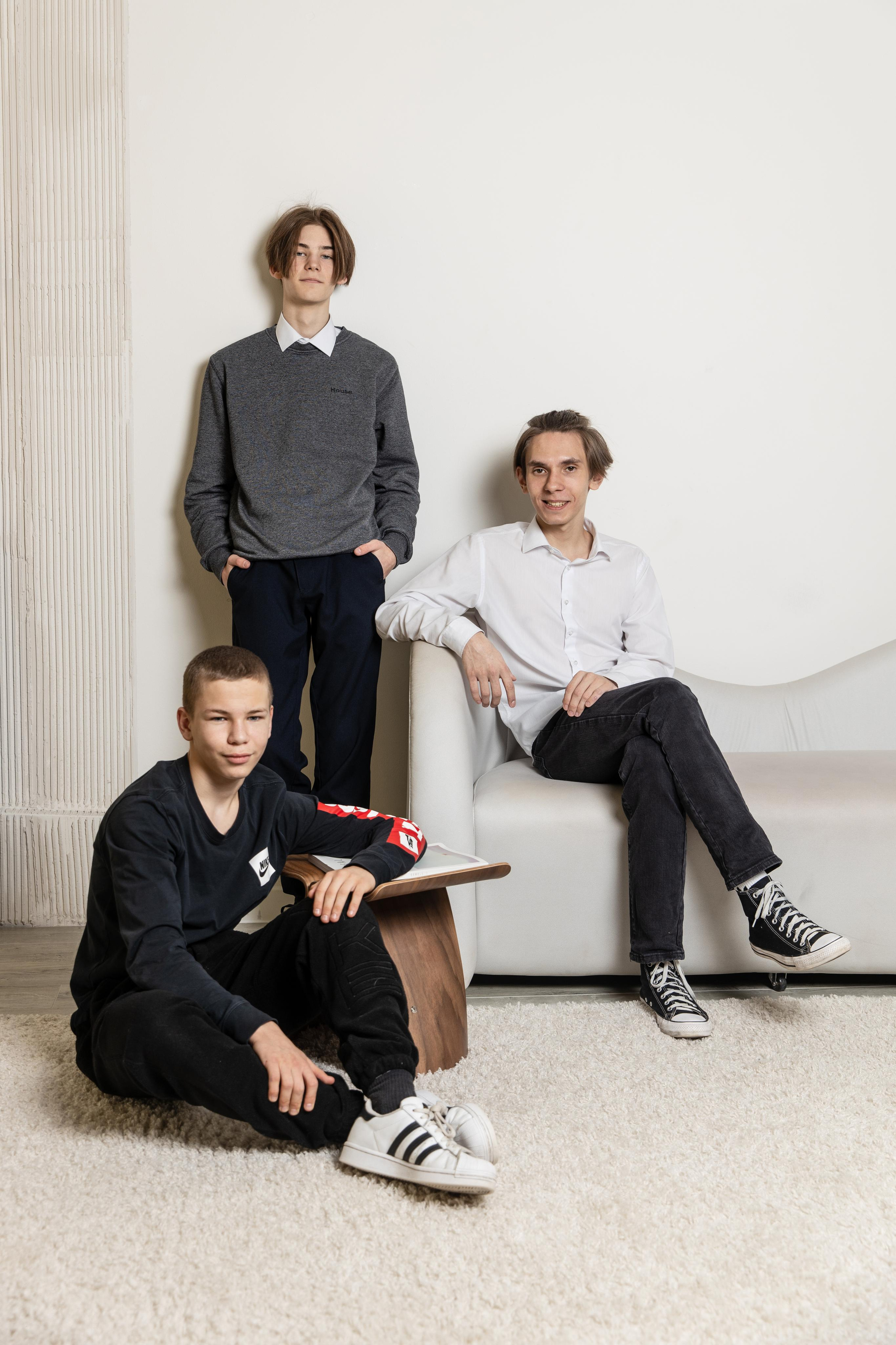 Старшие классы. Авето фото. Выпускные альбомы Камчатка