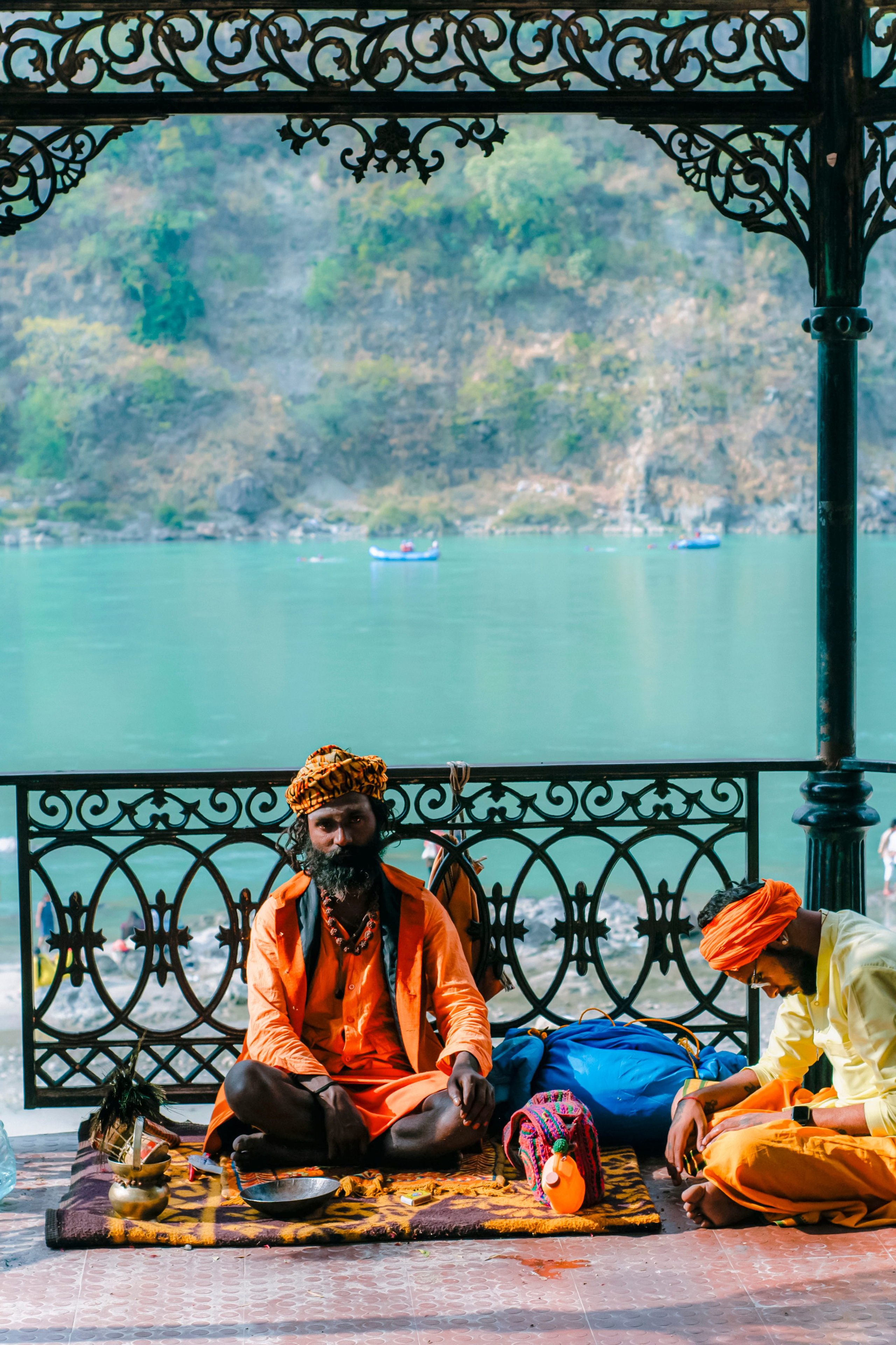 Ришикеш стрит. Iraogo