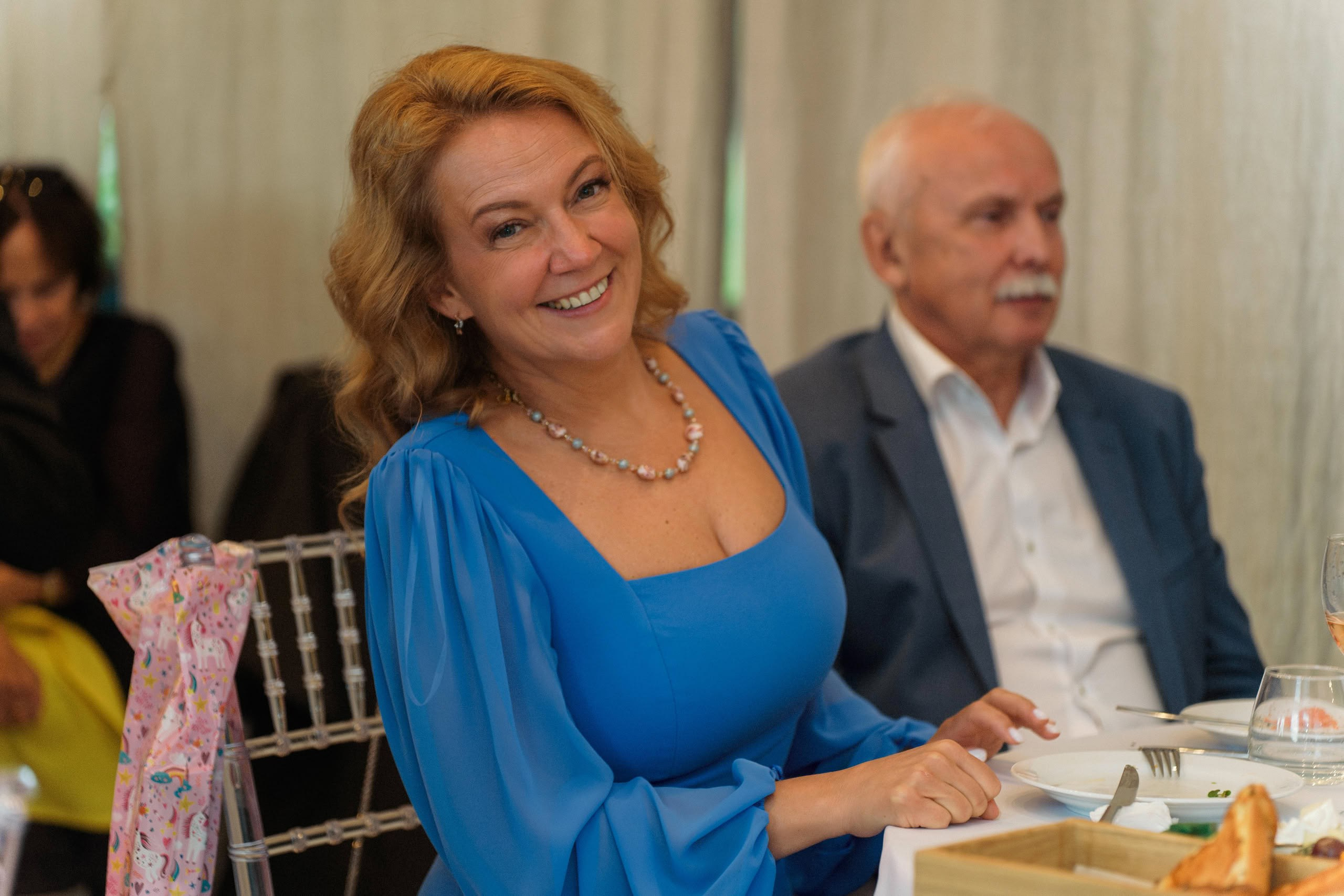 Арина и Илья — свадьба в Петербурге, цифра и плёнка. Свадебный фотограф Дмитрий Родионов — Санкт-Петербург и Ленинградская область