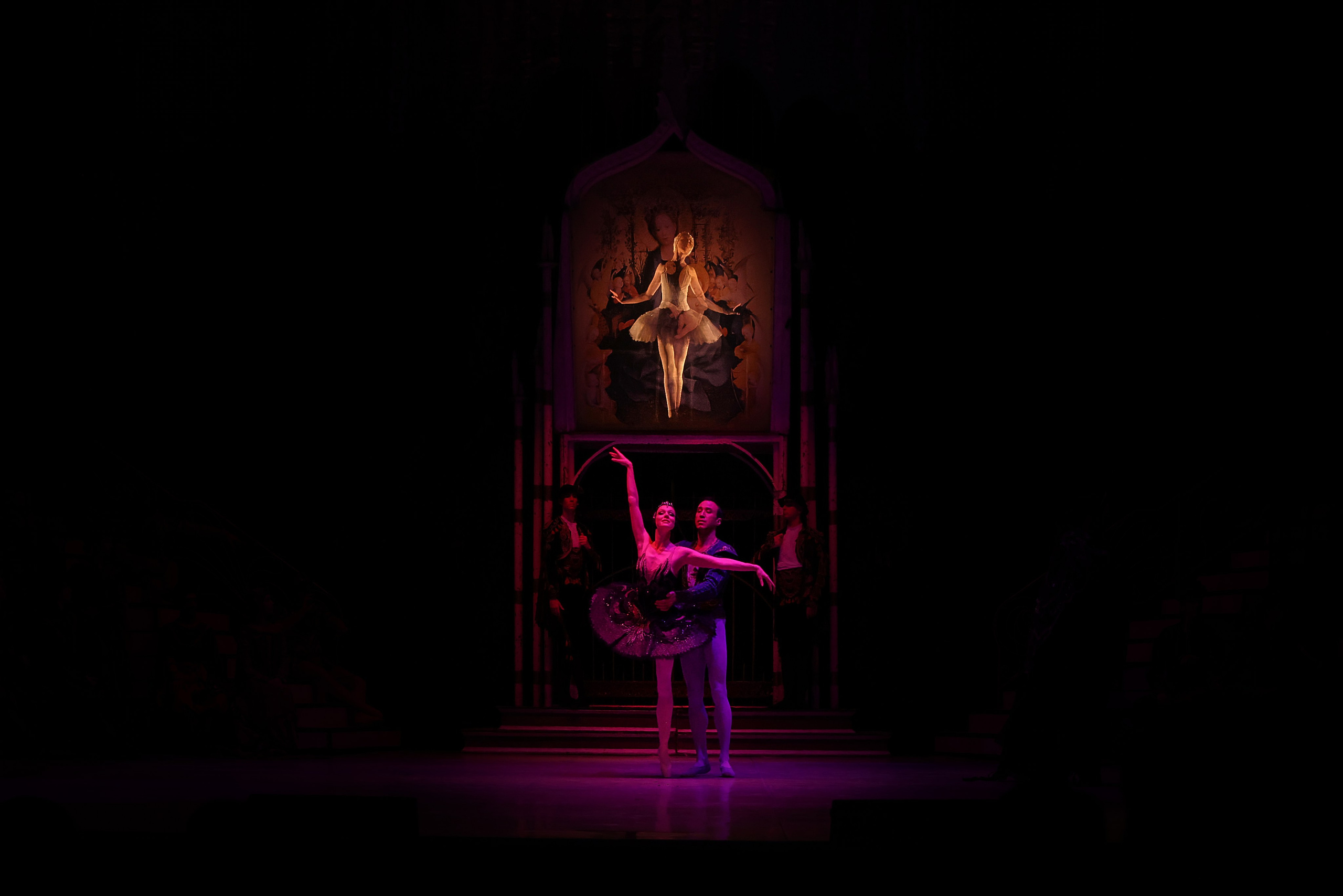 Балет «Лебединное озеро», Театр классического балета Н. Касаткиной и В. Василёва. Наталья Алексеенко. Фотохудожник в Москве. Репортаж, портрет, стрит