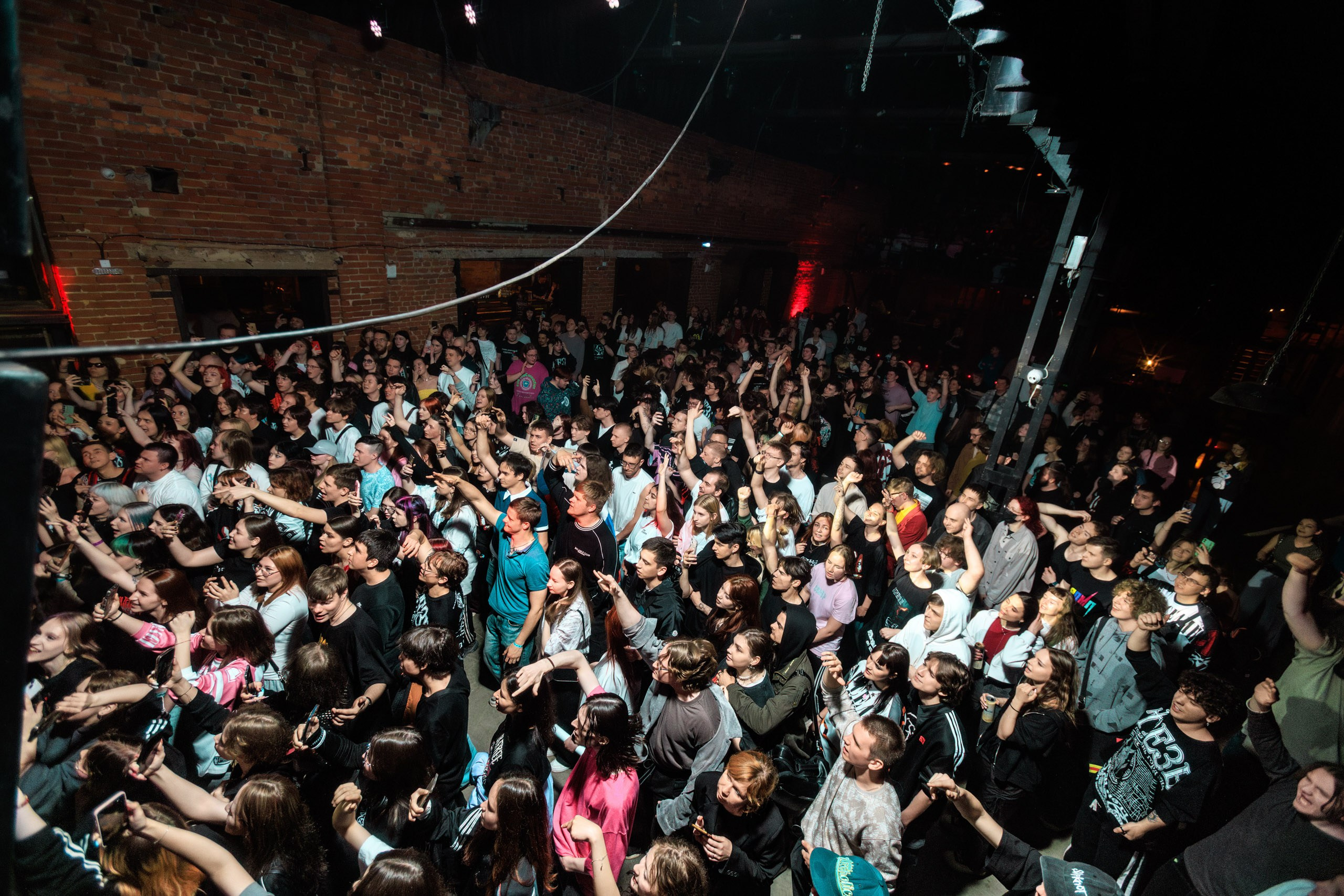 09.05.25 Booker. Репортажный фотограф Екатеринбург | Яркий, качественный репортаж | Концерты, клубы, репортаж, праздники, корпоративы