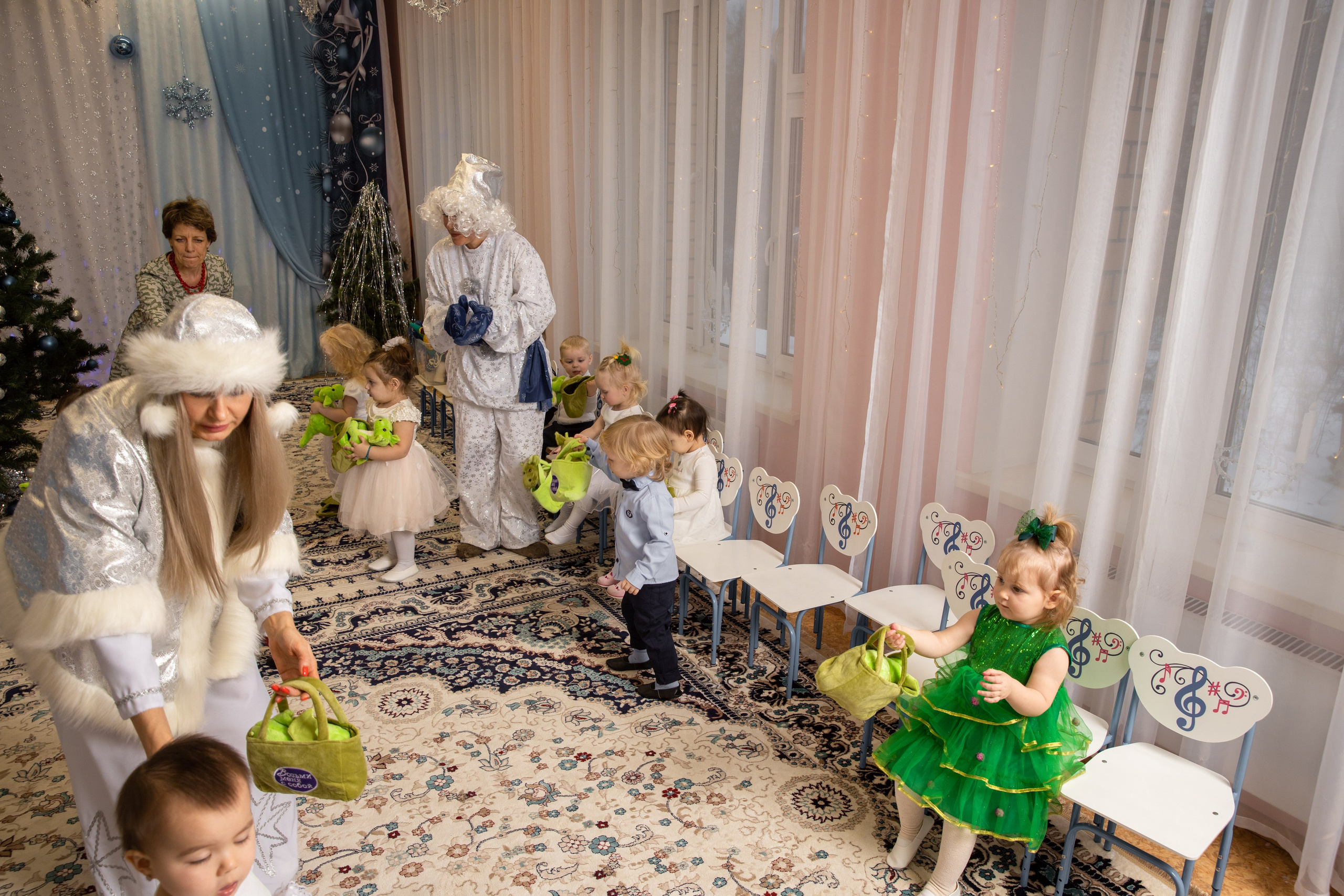 Новогодний утренник Успех. Фотограф в Железнодорожном и Балашихе