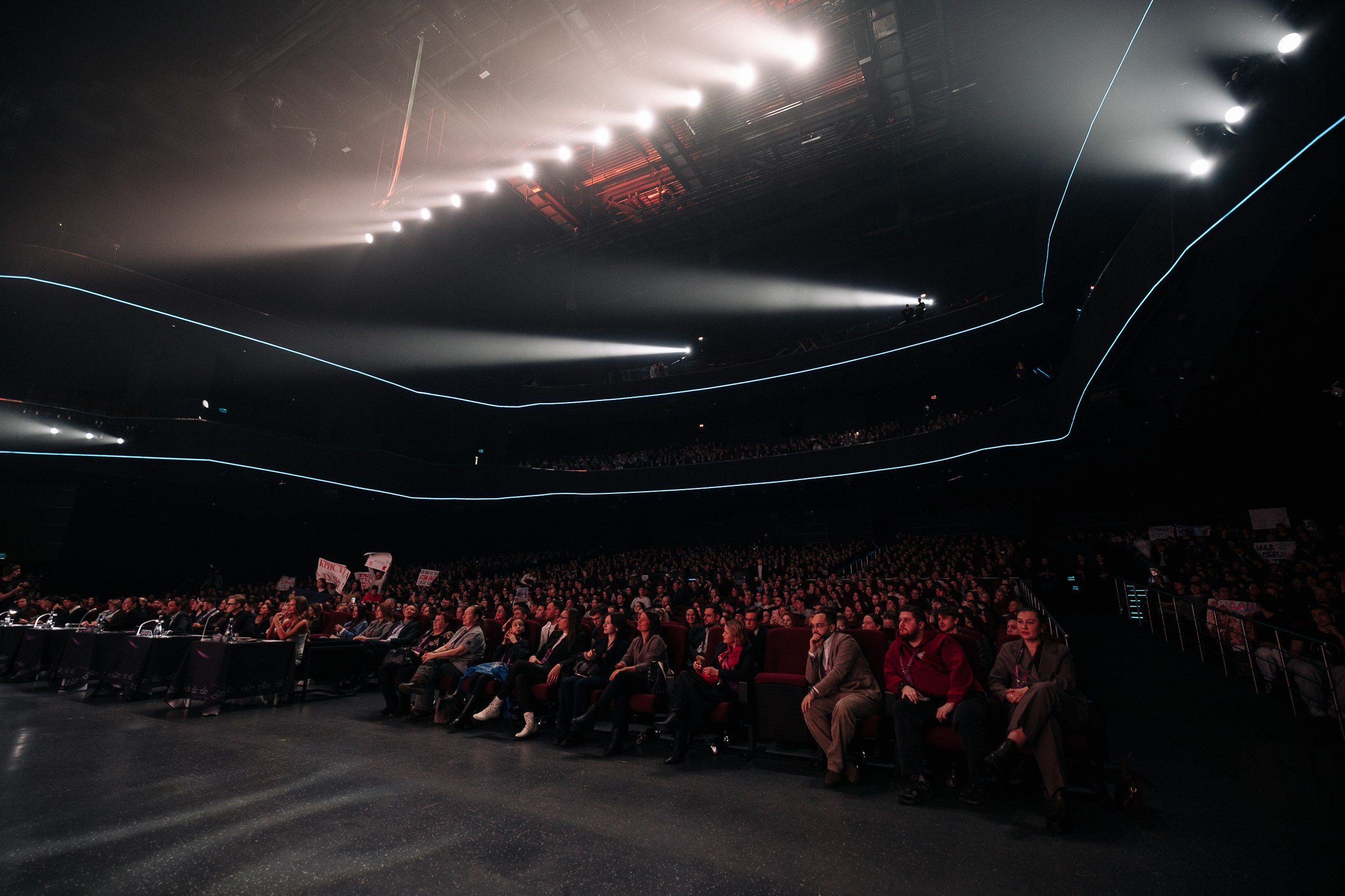 «ФИНАЛ ГОРОДСКОГО КОНКУРСА „МИСС И МИСТЕР СТУДЕНЧЕСТВО МОСКВЫ“ 2026». Фотограф Евграфов Александр