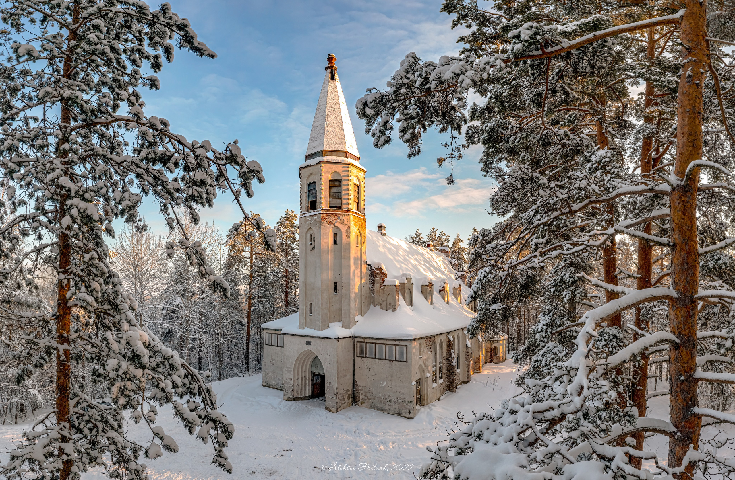 Кирха в пос. Лумиваара. Аэросъемка. Фото и Видео в Карелии. Алексей Фрилунд