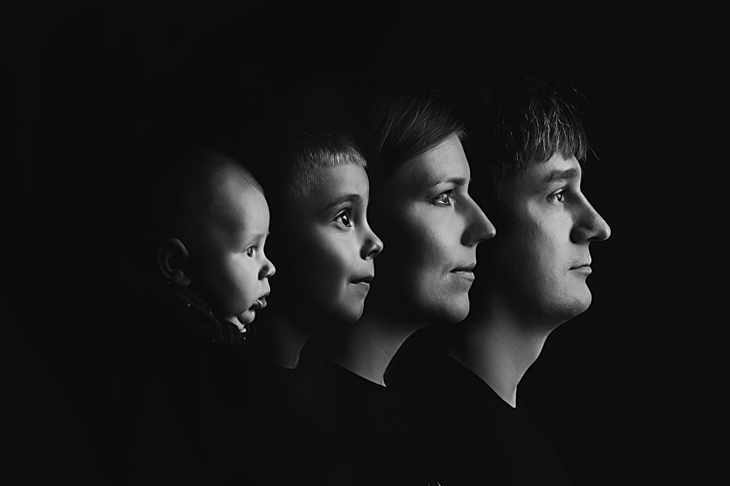 Профили. Семейный фотограф Тюмень, фотограф на роды Салмина Мария