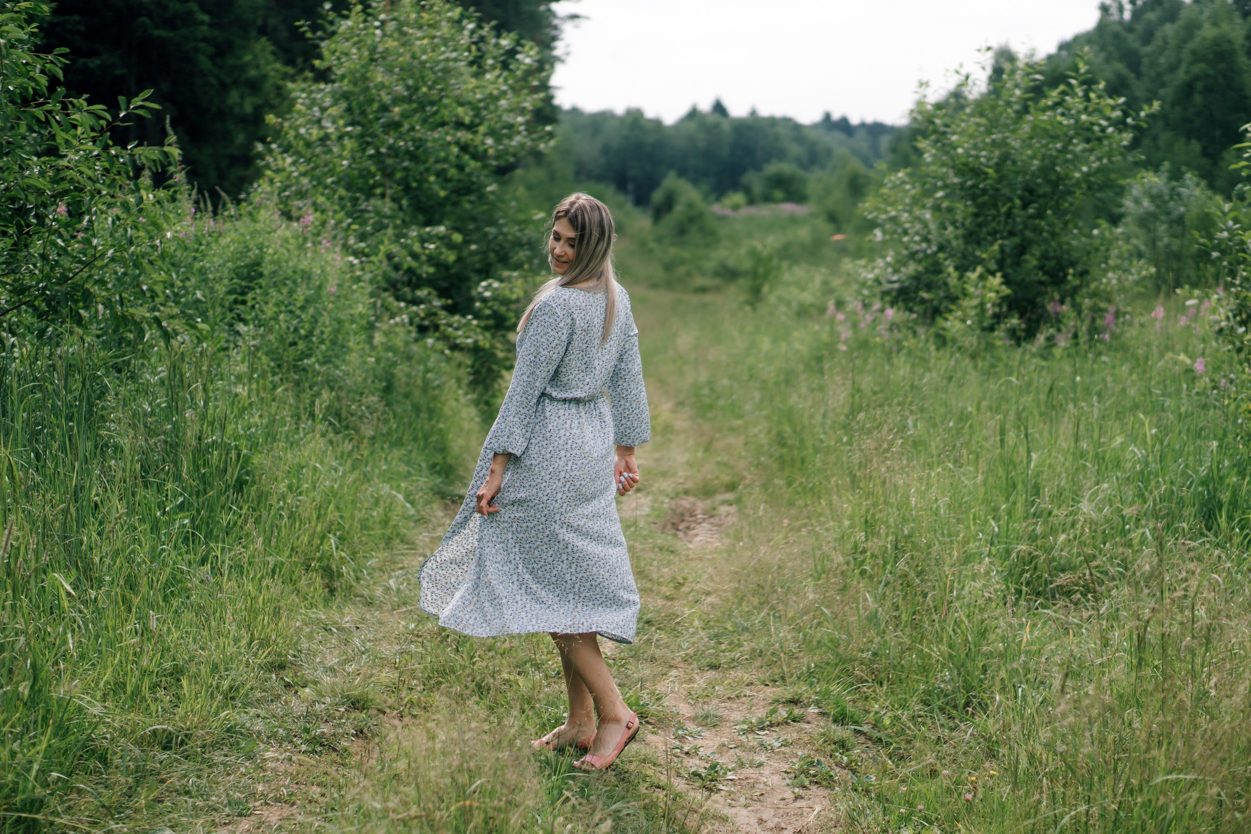 Семейная фотоссесия на природе. Свадебный фотограф в Дмитрове