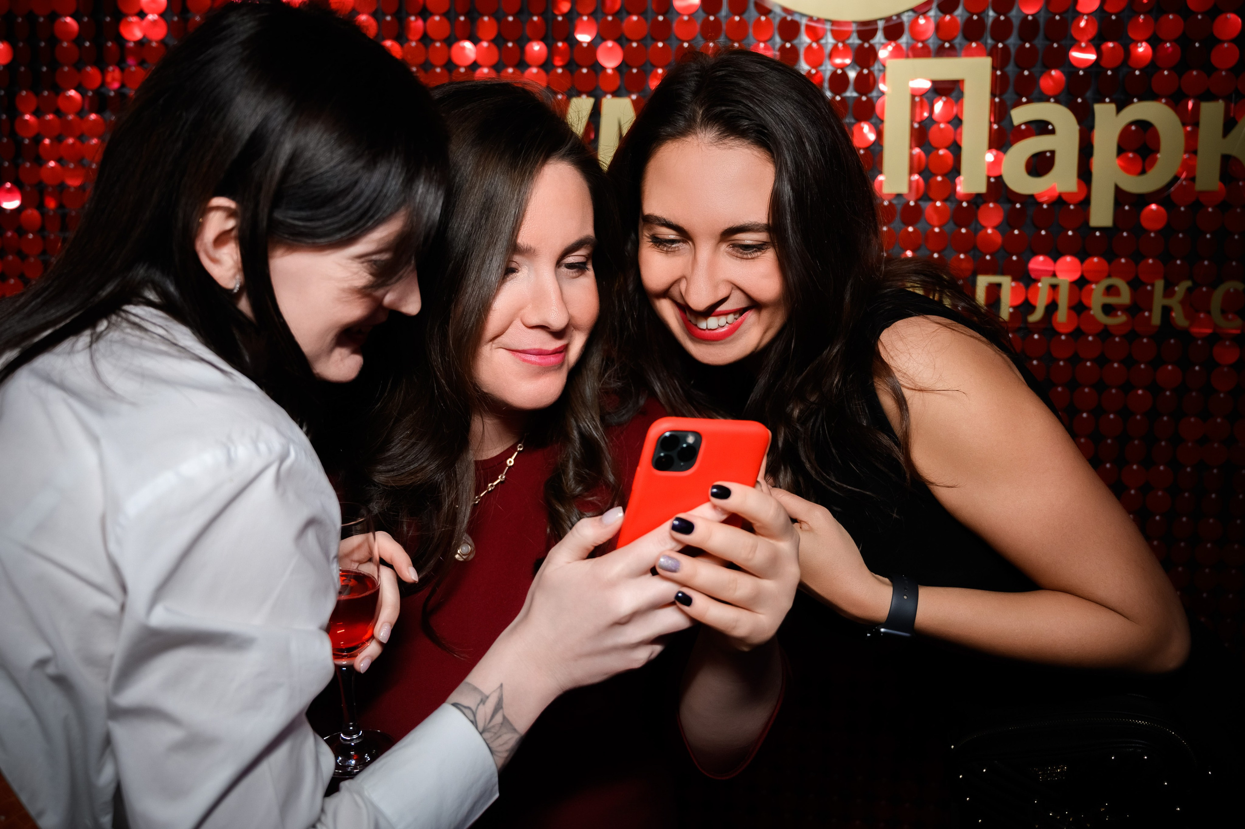 Услуги и цены фотографа в СПб. Стоимость фотосъёмки в Санкт-Петербурге. Фотограф на свадьбу, корпоратив, юбилей, мероприятие, в загс цена. Фотограф Алексей Лукин. Свадьба, мероприятие, корпоратив, юбилей, фотосессия, портрет. Фотосъёмка в Санкт-Петербурге. Ретушь фотографий