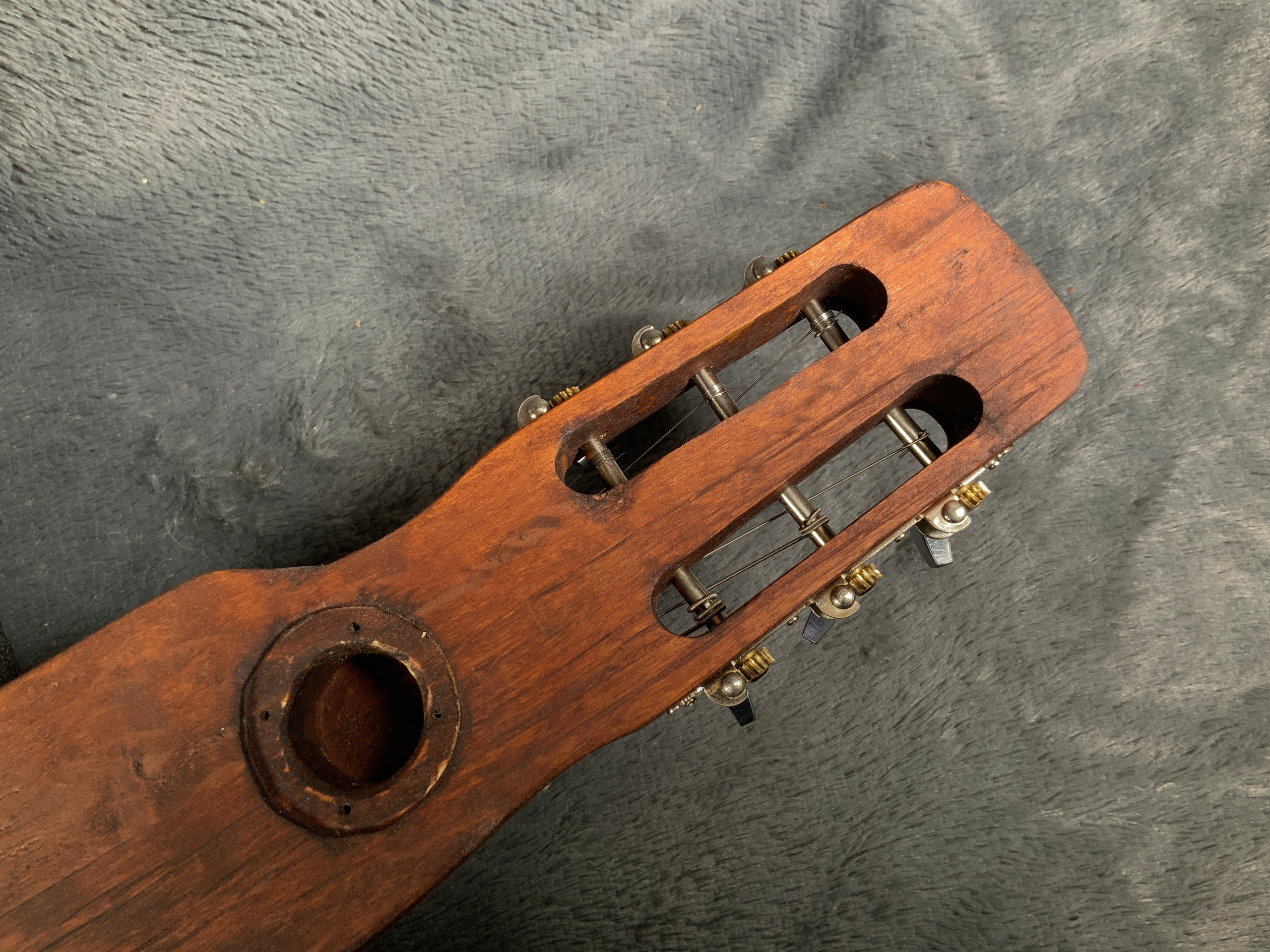 Artisan Lap Steel Slide Guitar