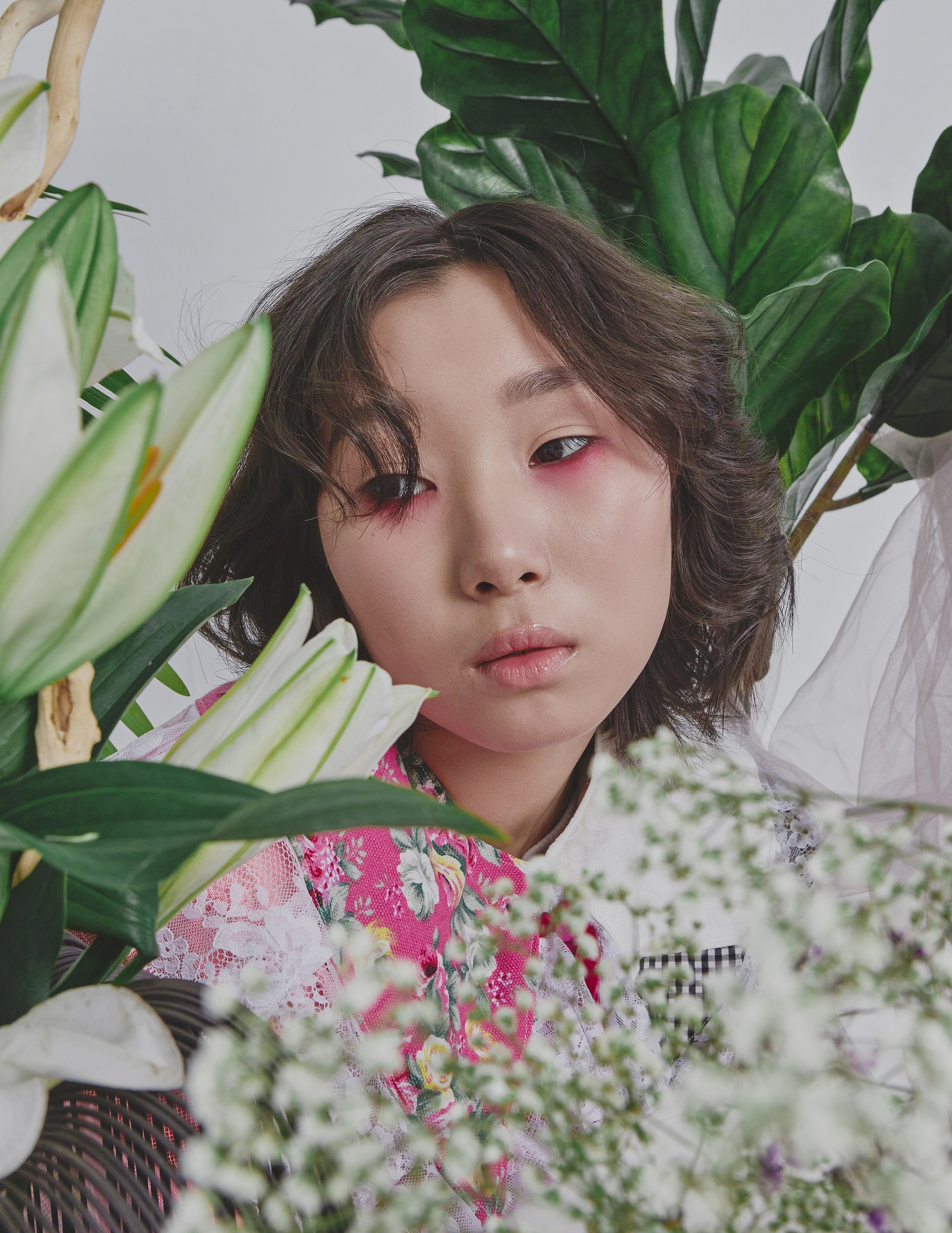 SPRING, FLOWERS AND… ALLERGY. Fashion photographer and art director