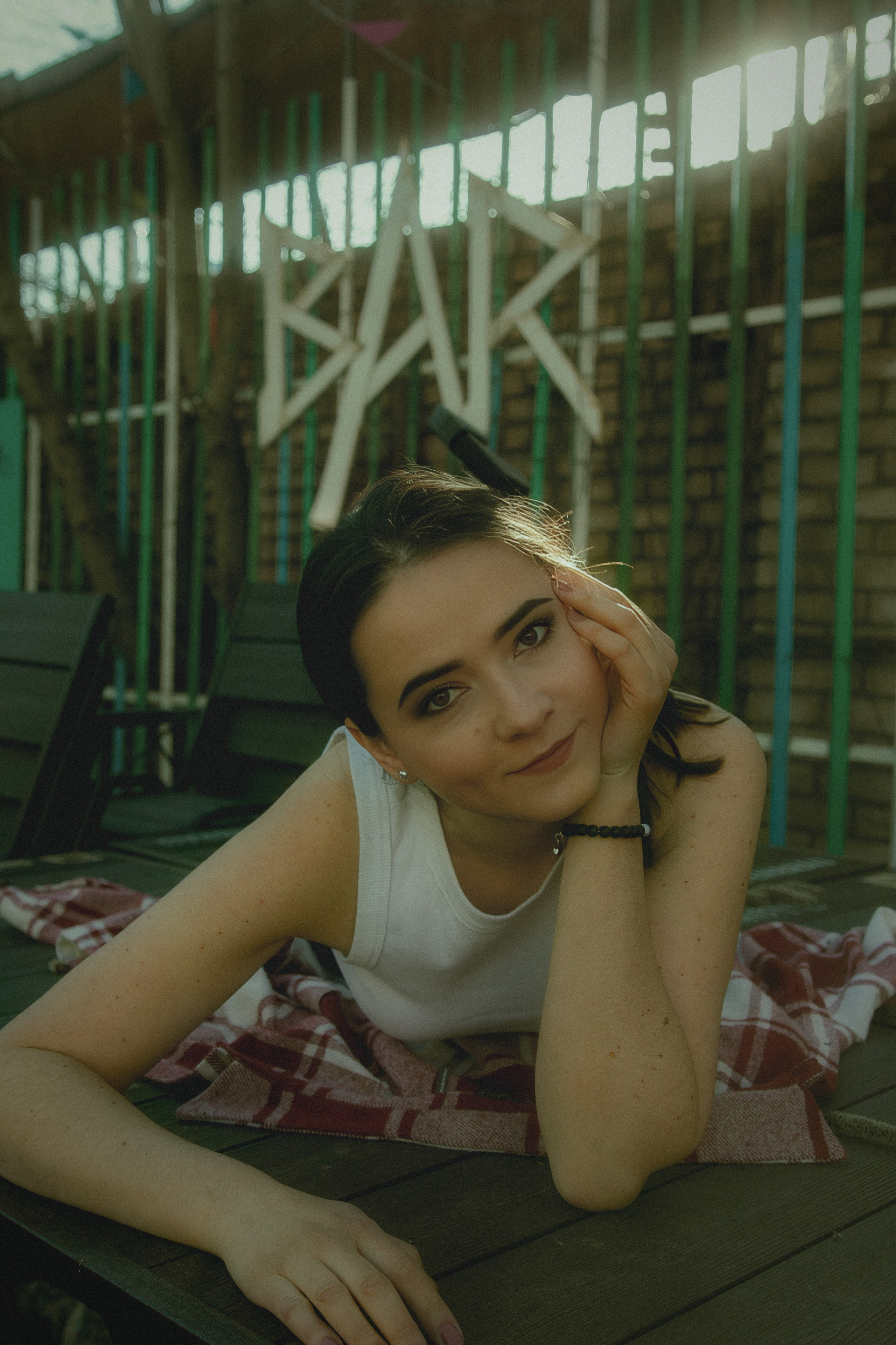 Солнечный Апрель