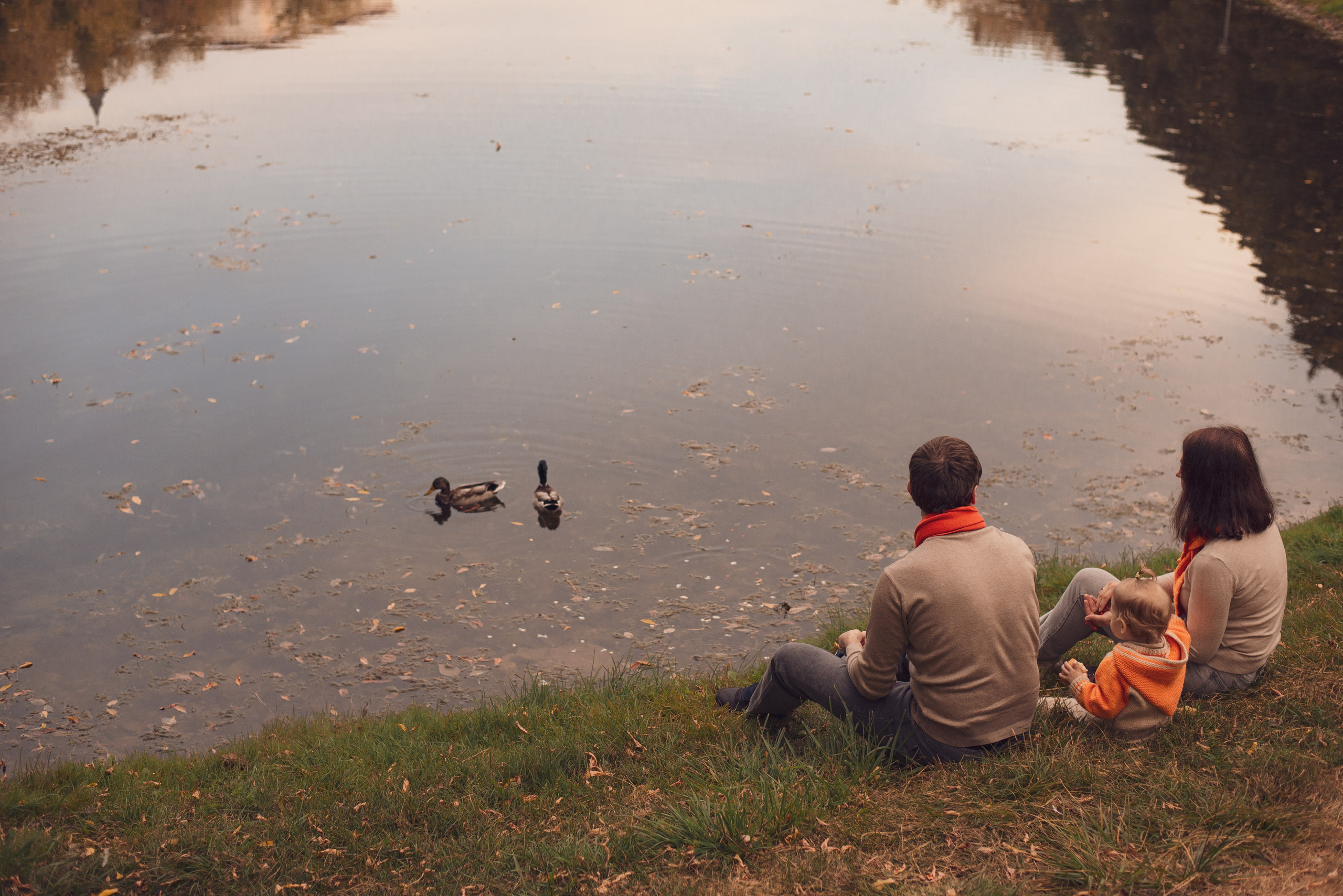 Семейная фотопрогулка на пруду. Фотограф • Фототерапевт г. Москва