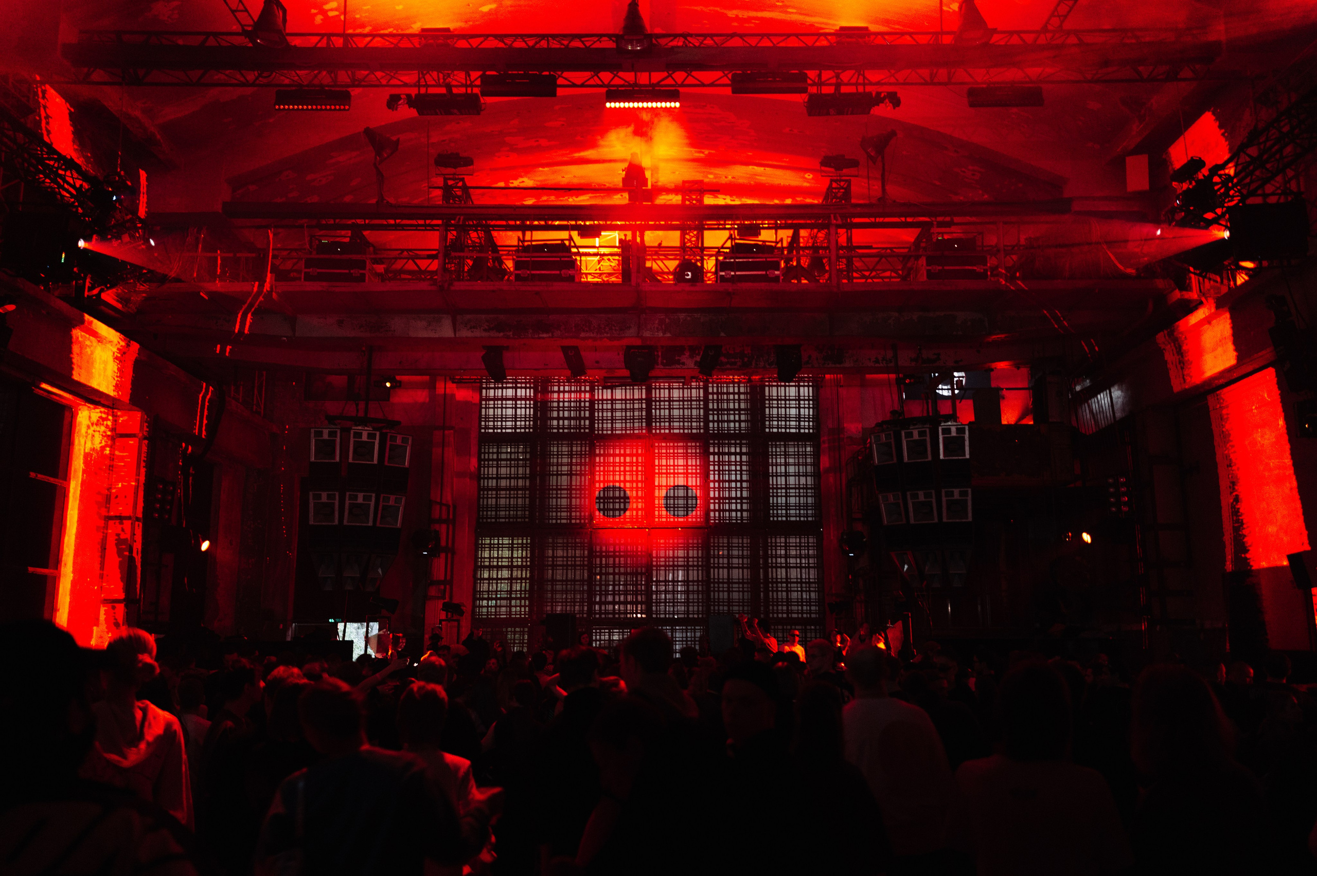 SICK YEARS, ARMA ╳ SILA SVETA. @tomrus: Рустам Шагиморданов — фотограф