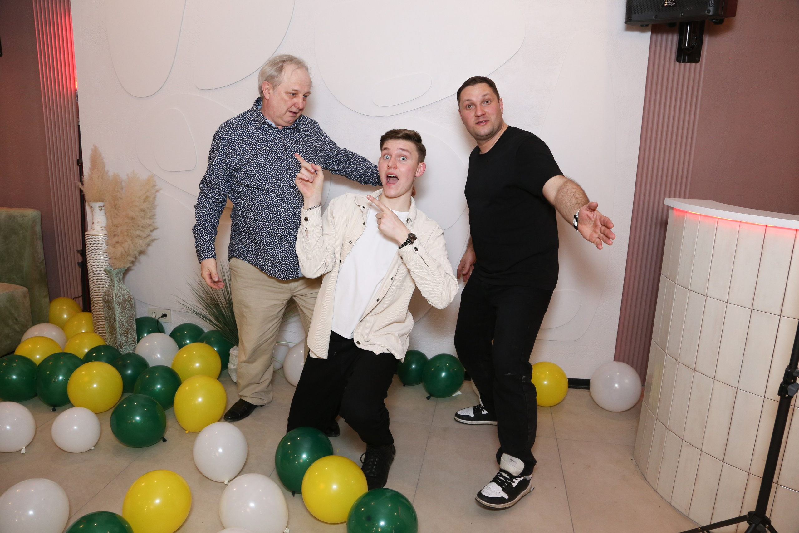 Клипы и Кино. Сергей Кошкин ВИДЕООПЕРАТОР, ОПЕРАТОР-ПОСТАНОВЩИК, ВИДЕОГРАФ