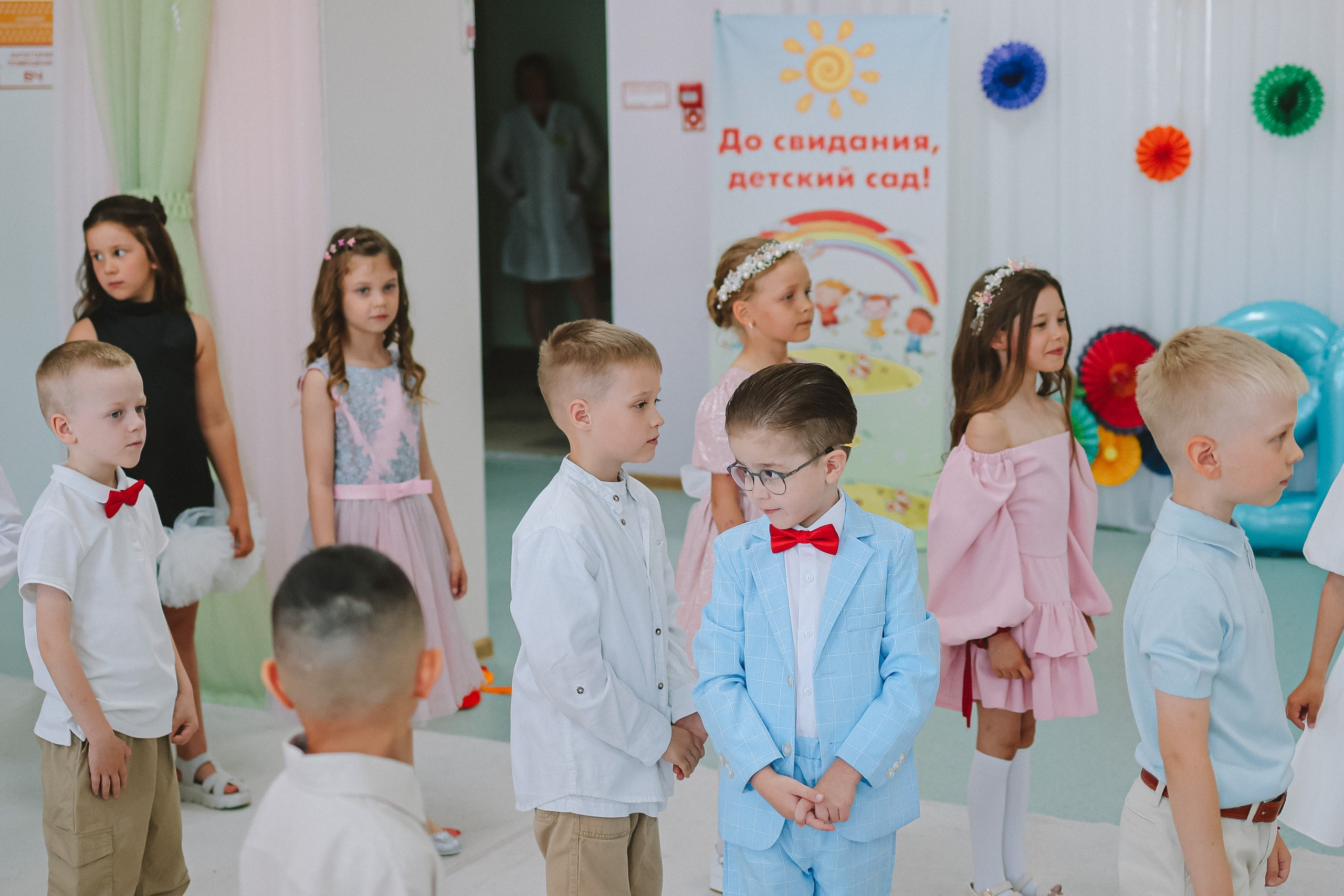 Выпускной репортаж. Семейный фотограф Тюмень, фотограф на роды Салмина Мария
