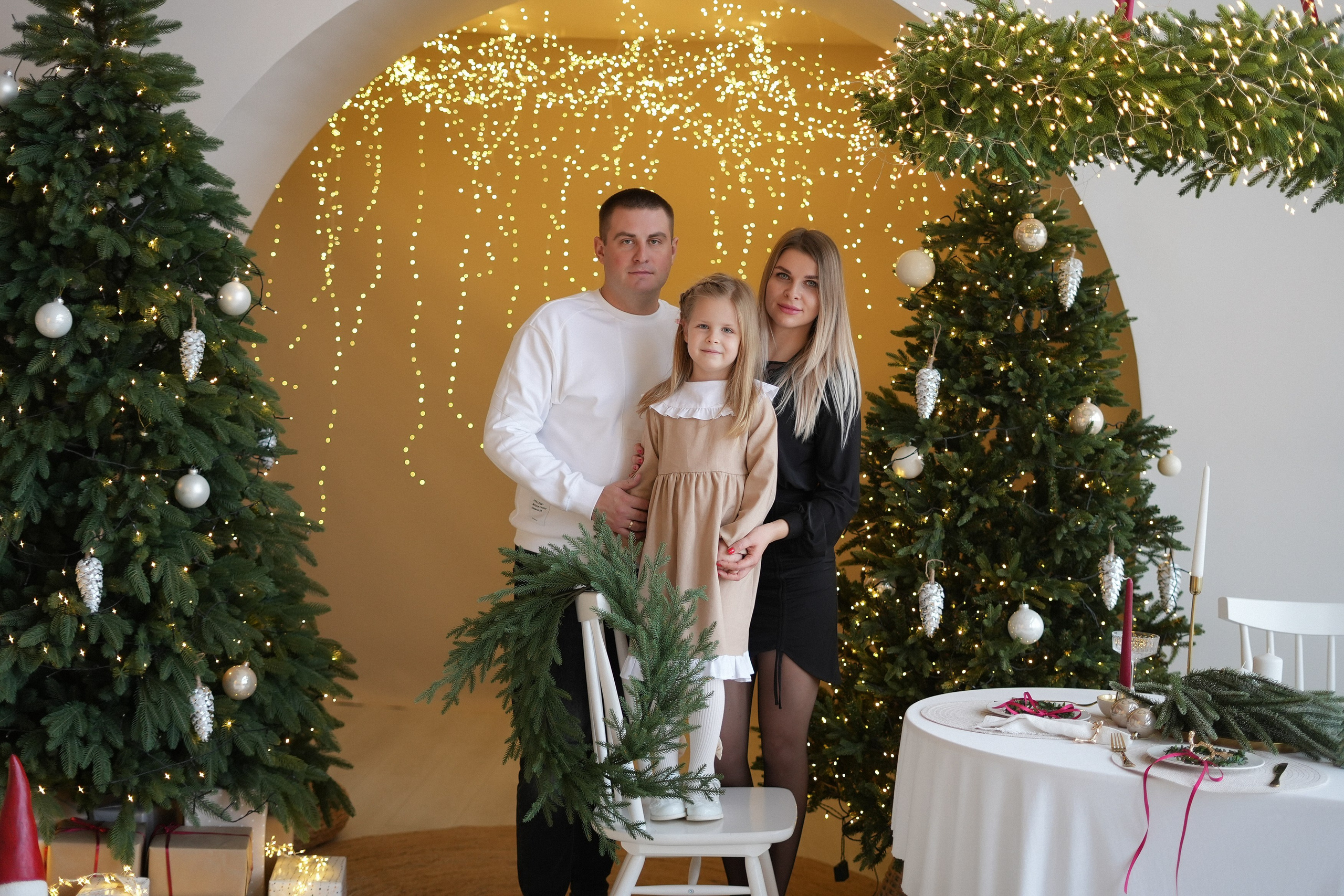 Семья Шуриловых новый год. Фотограф Волгоград Анастасия Ли