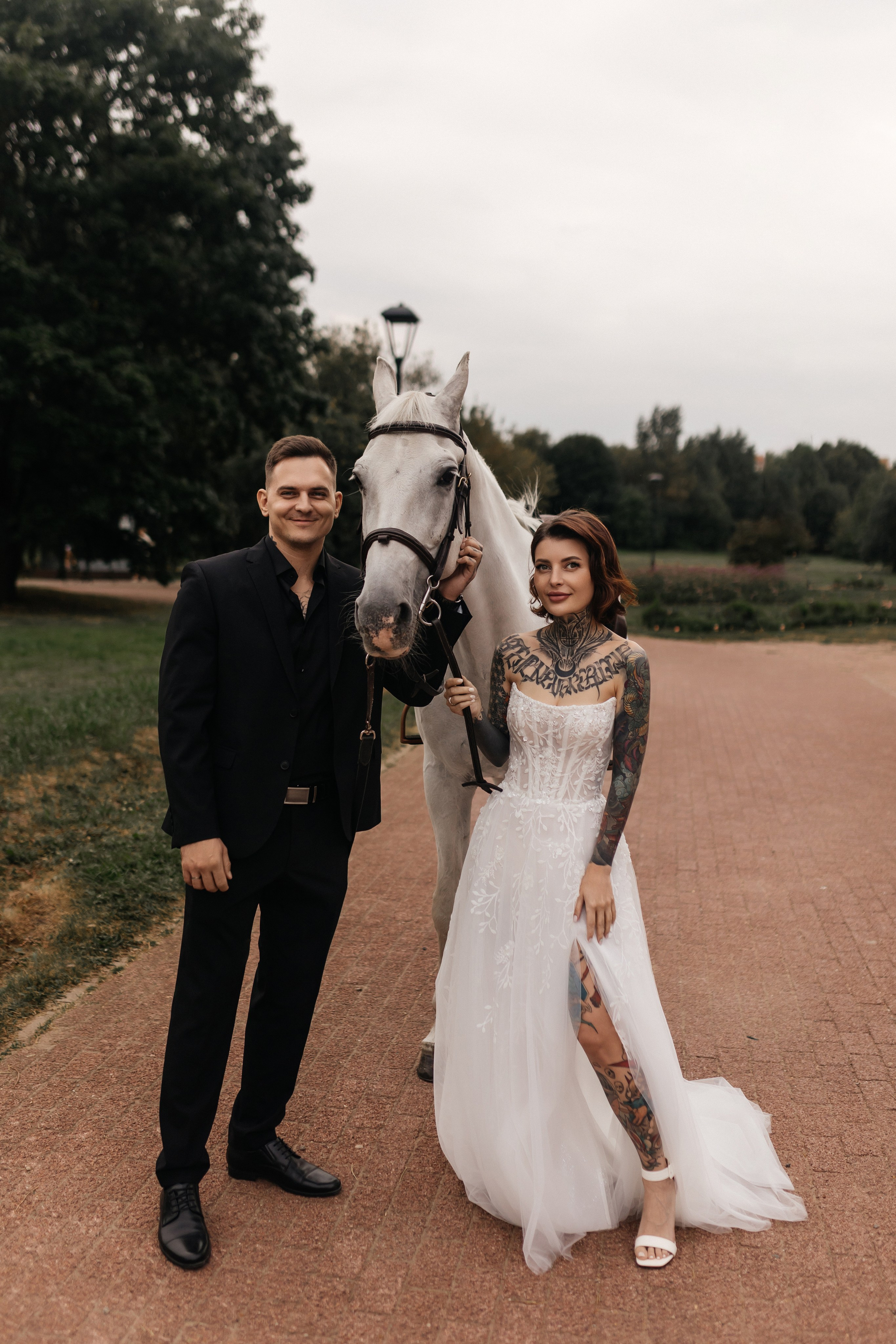 Свадебная фотосессия в Коломенском. Фотограф Наталия Федосова, г. Москва. TG и Instagram @nataliya_raw