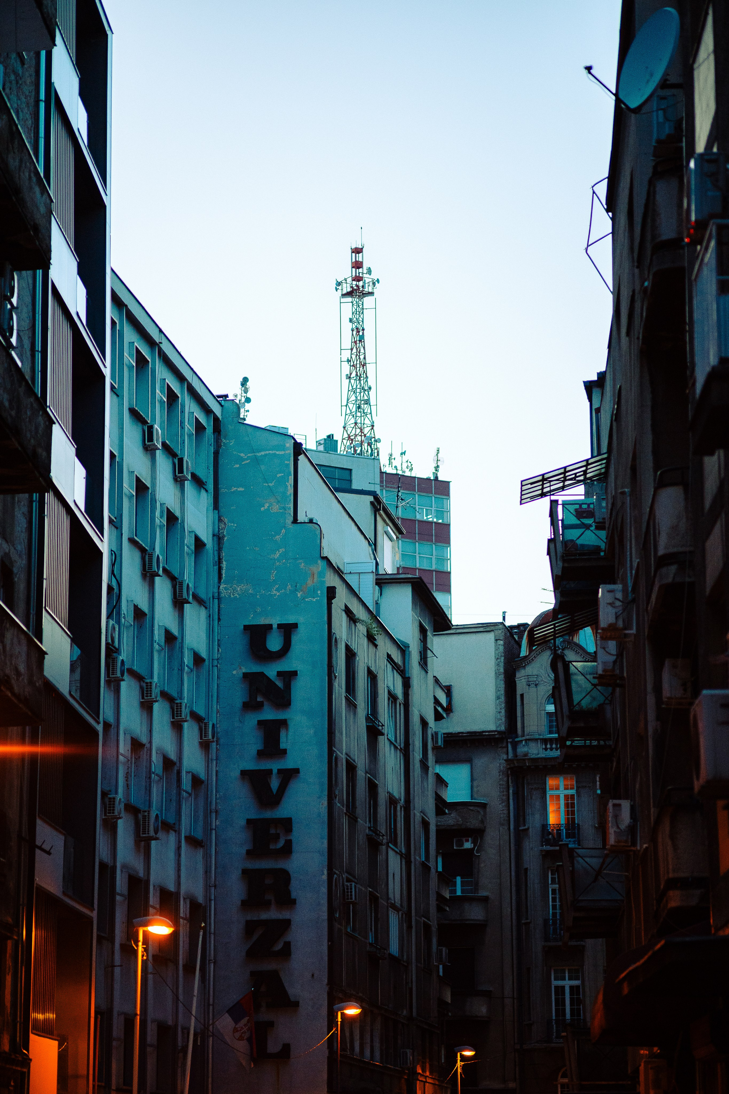 Urban and Street. Oleg Kozachok — Photographer with Protanopia | Portraits, Texture & Light