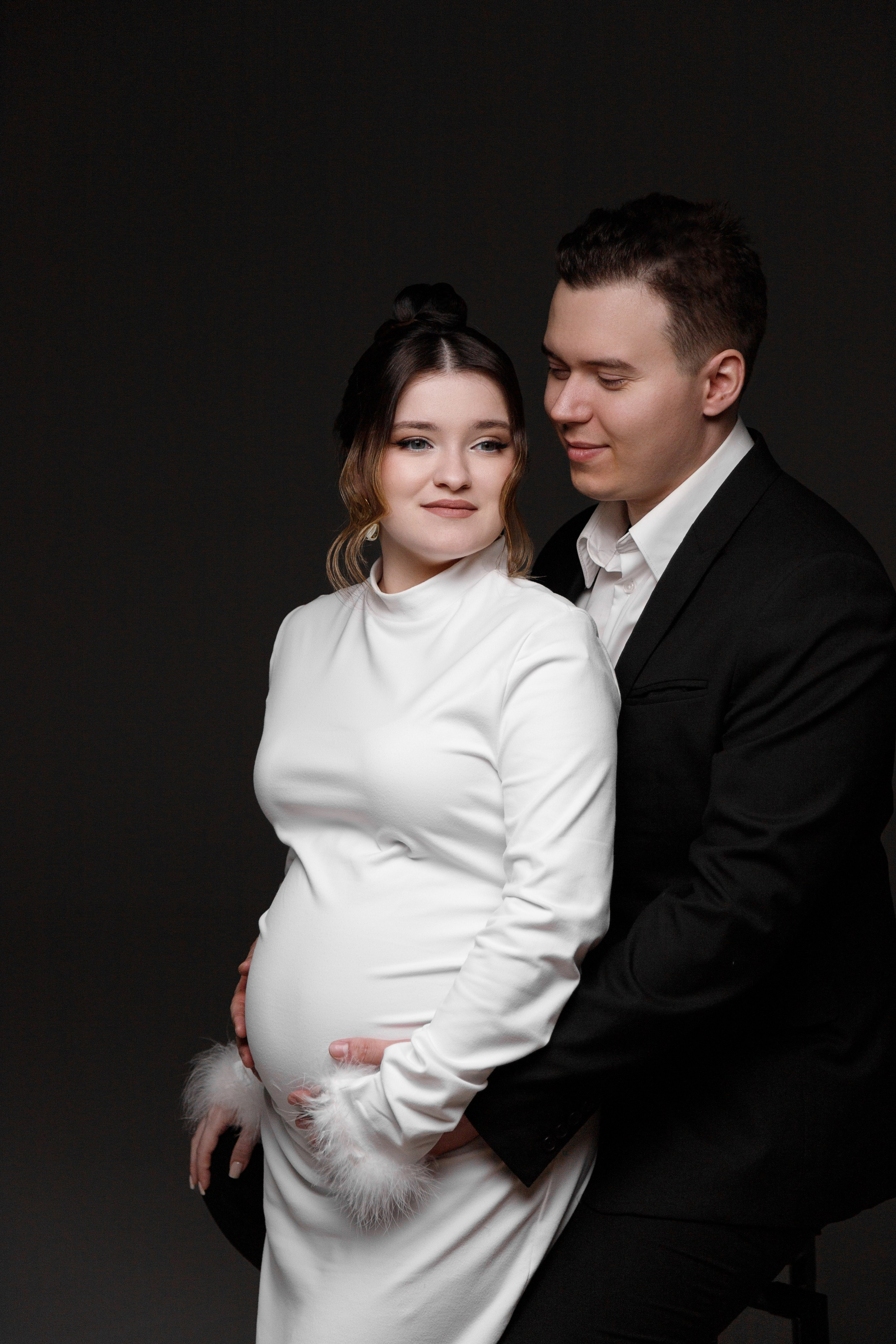 Девять месяцев до встречи с малышом, красивая фотосессия беременности. Фотограф Ольга Баранова