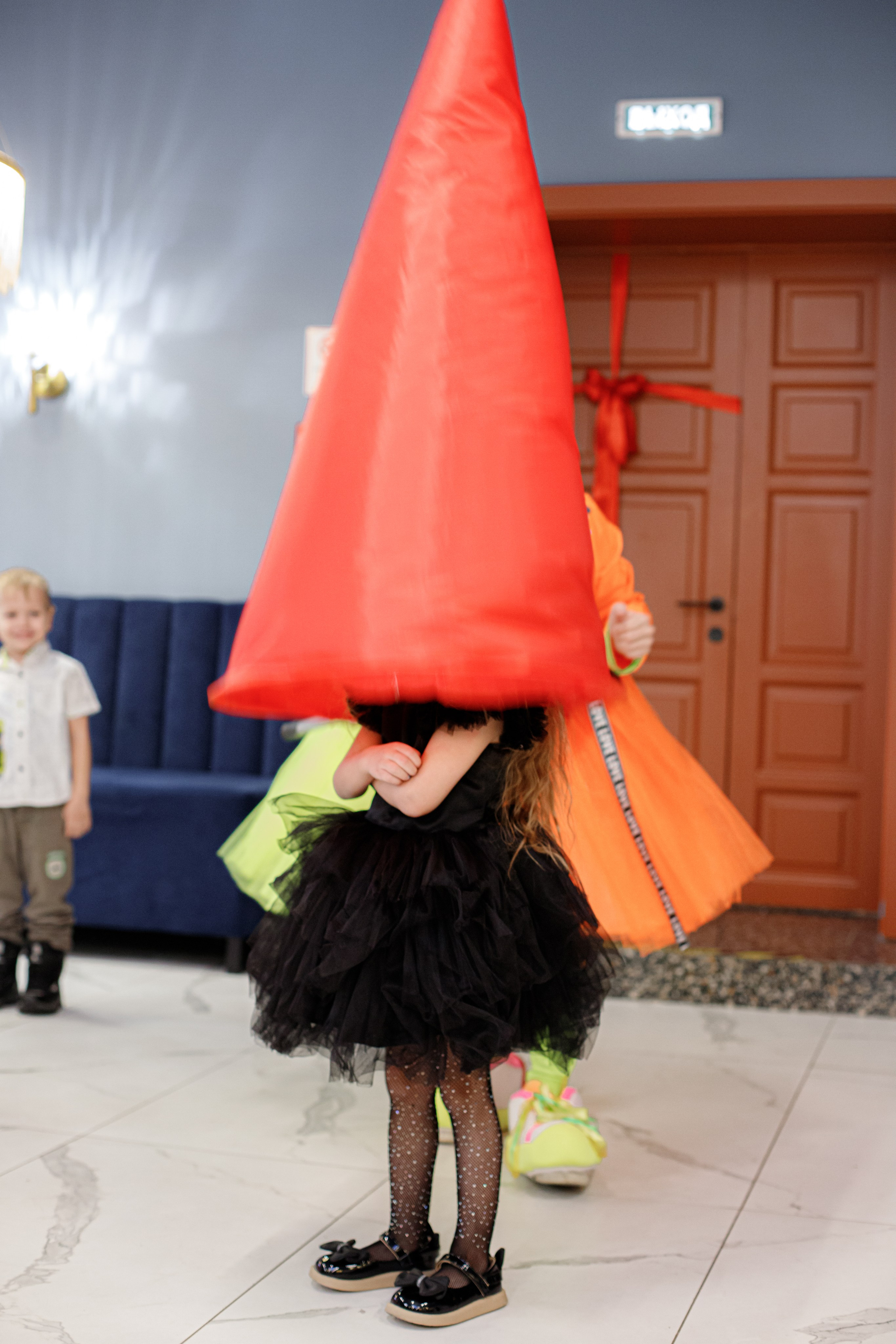 ASIA'S BIRTHDAY PARTY. Photokarish