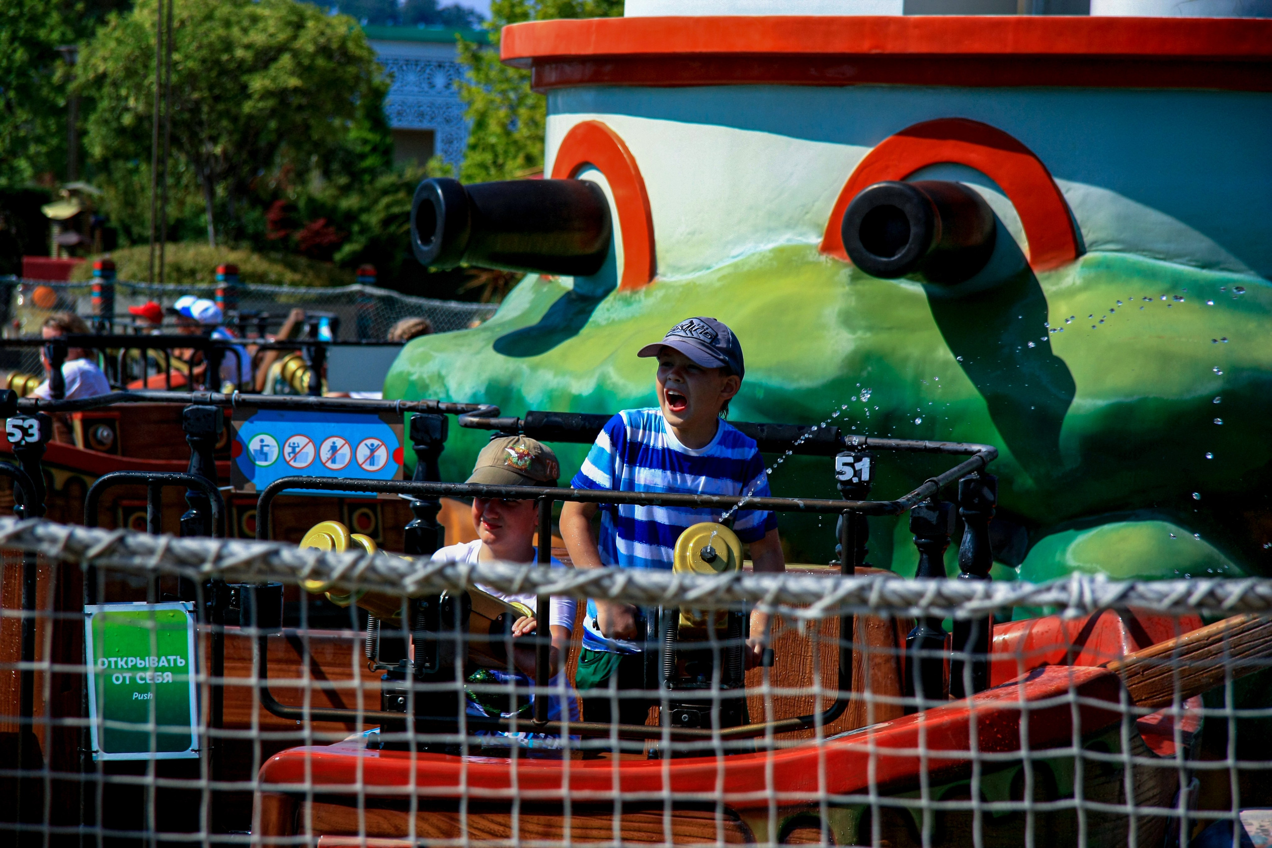 Первые кадры. Сочи — парк. Фотограф Роман Адлер