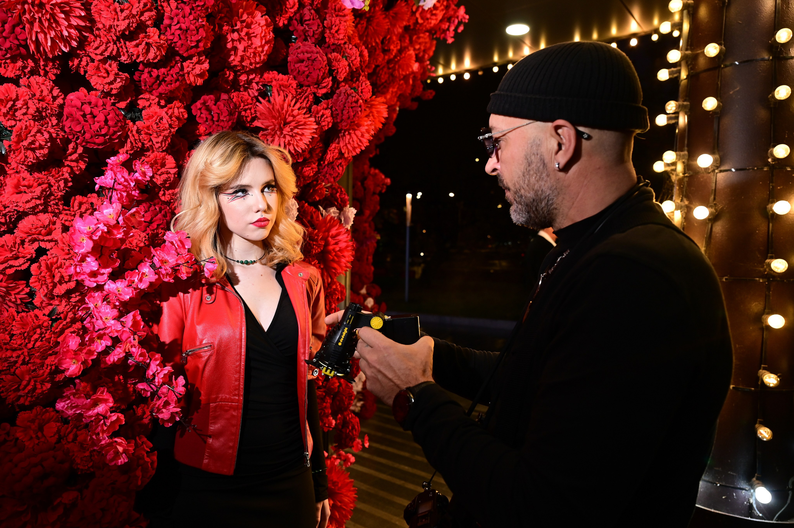 Контакты Роман Адлер. Фотограф Роман Адлер