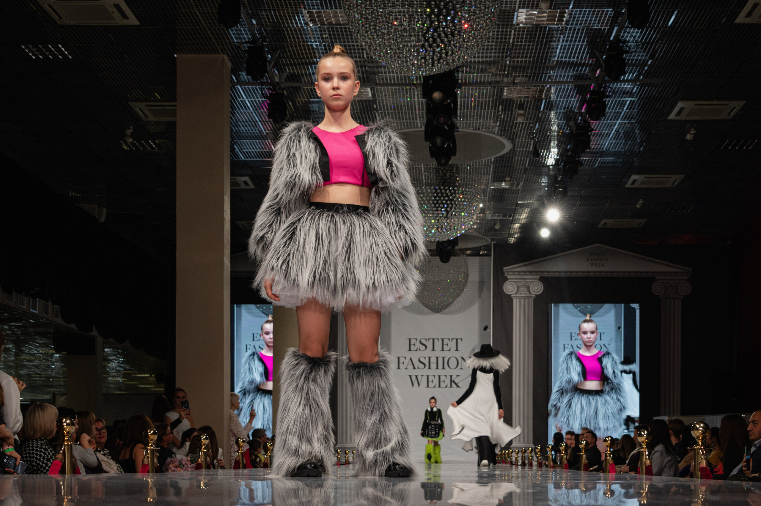 Estet Fashion Week-2023. Фотограф Роман Адлер