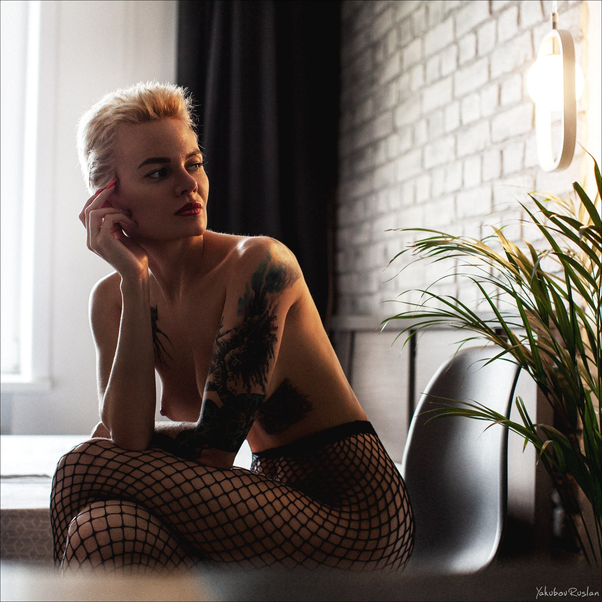 Обнаженная натура в студии | Эстетика ню-фотографии. Фотограф Якубов Руслан