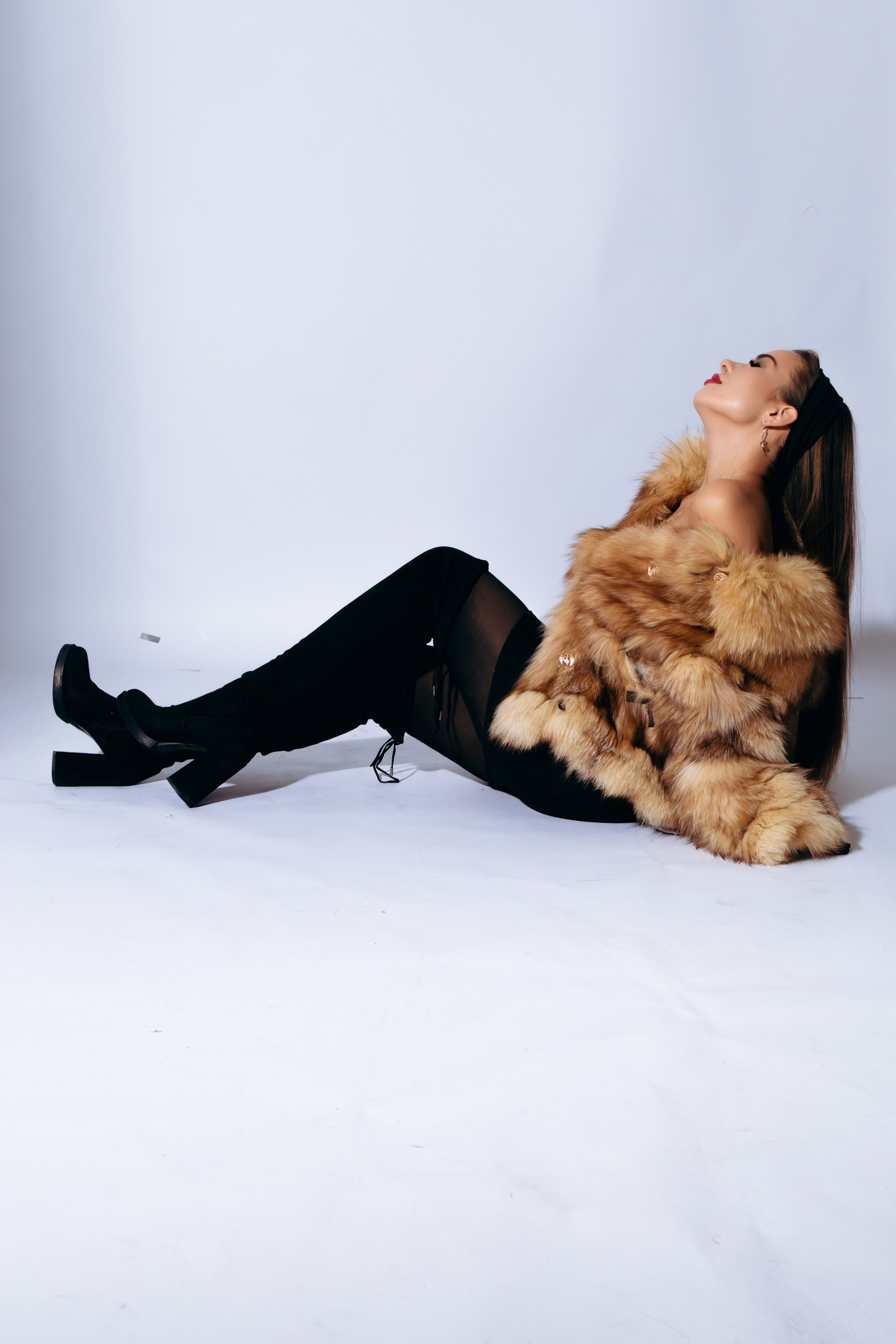 Новогодняя фотосессия в шубе. Портретный фотограф в Иванове Ольга Гуральник