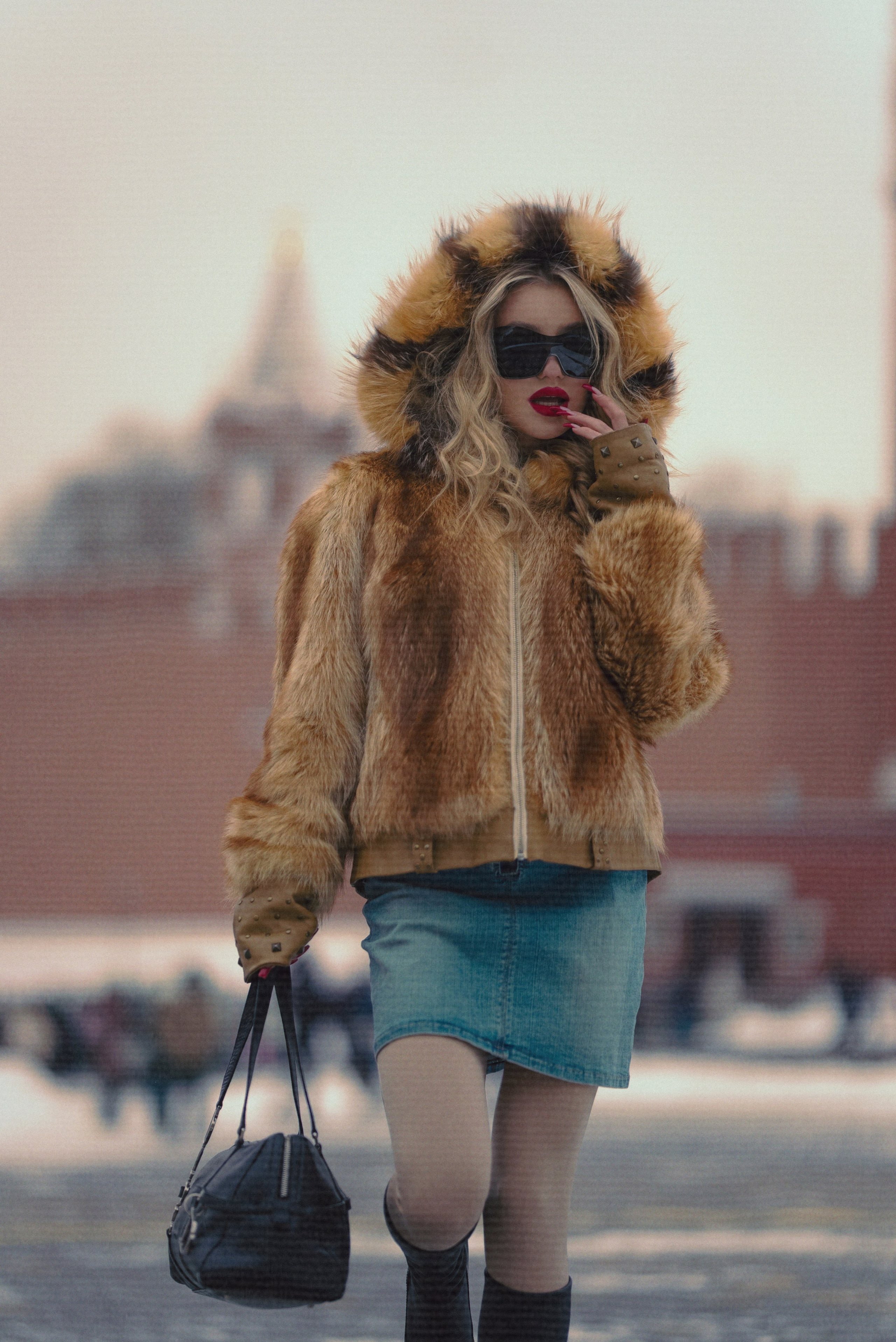 Анжела. Красная площадь. Фотограф Екатерина Золотовская. Портретные, семейные и креативные фотосессии в Москве