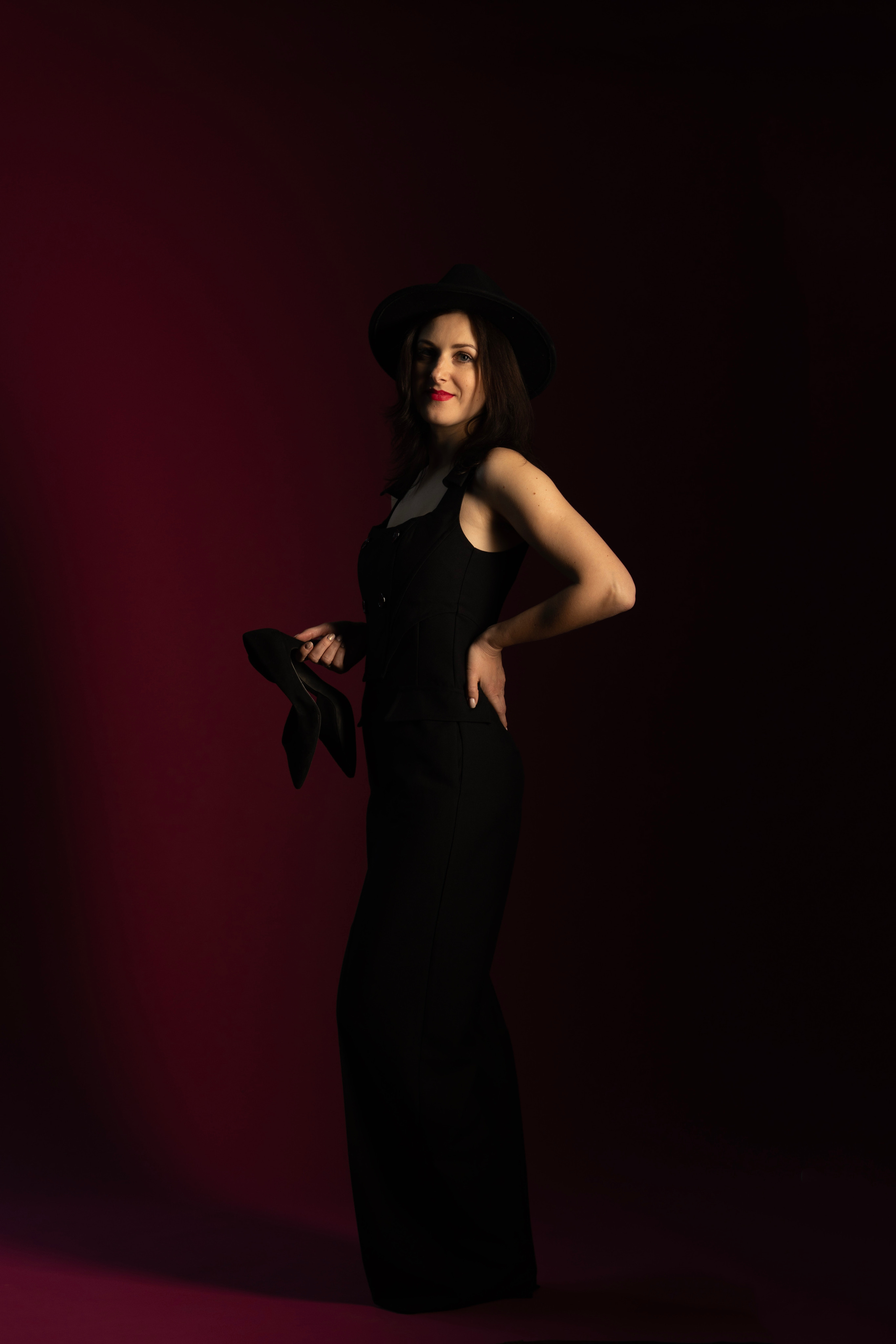 ART HALL STUDIO, циклорама, фотостудия, владивосток, фотосессия, фотосъемка, индивидуальная фотосессия, позировка, позы, девушки