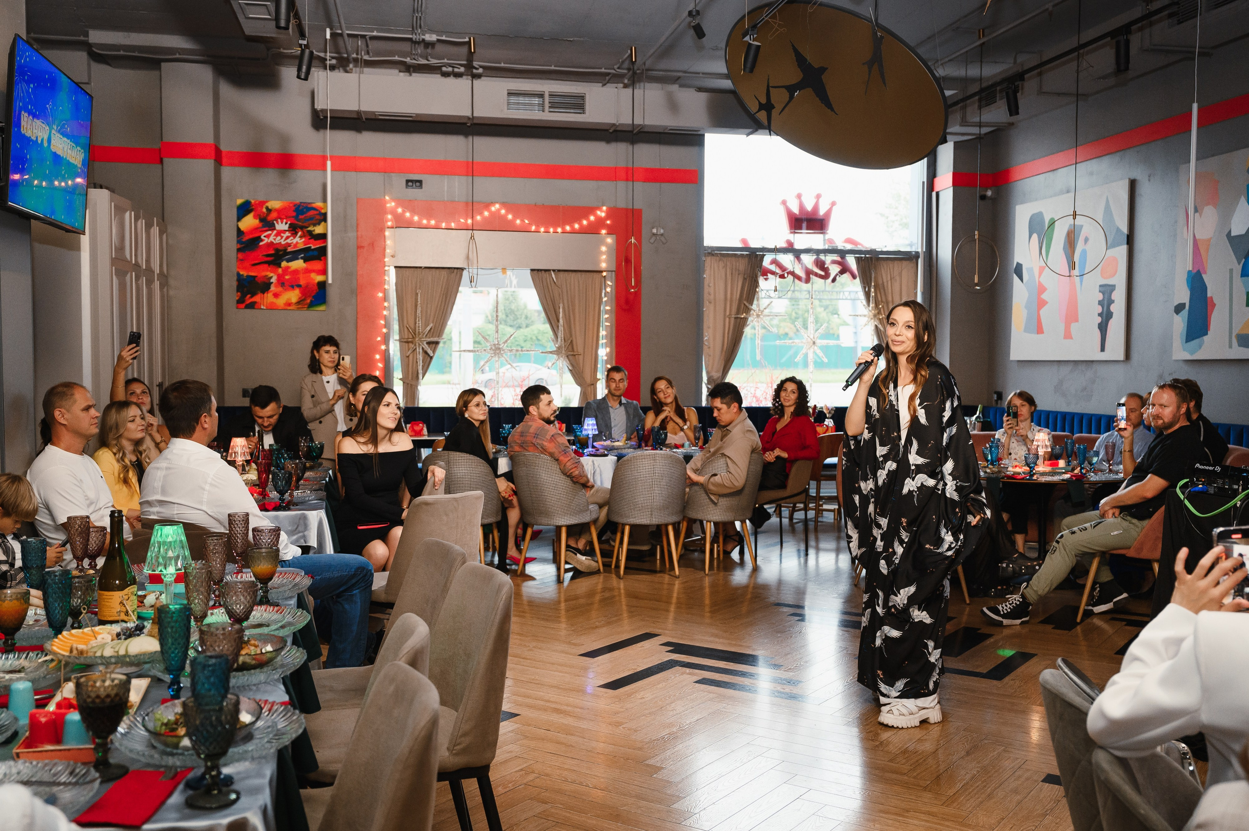 День рождения в формате выступления. Wedding and family photographer USA