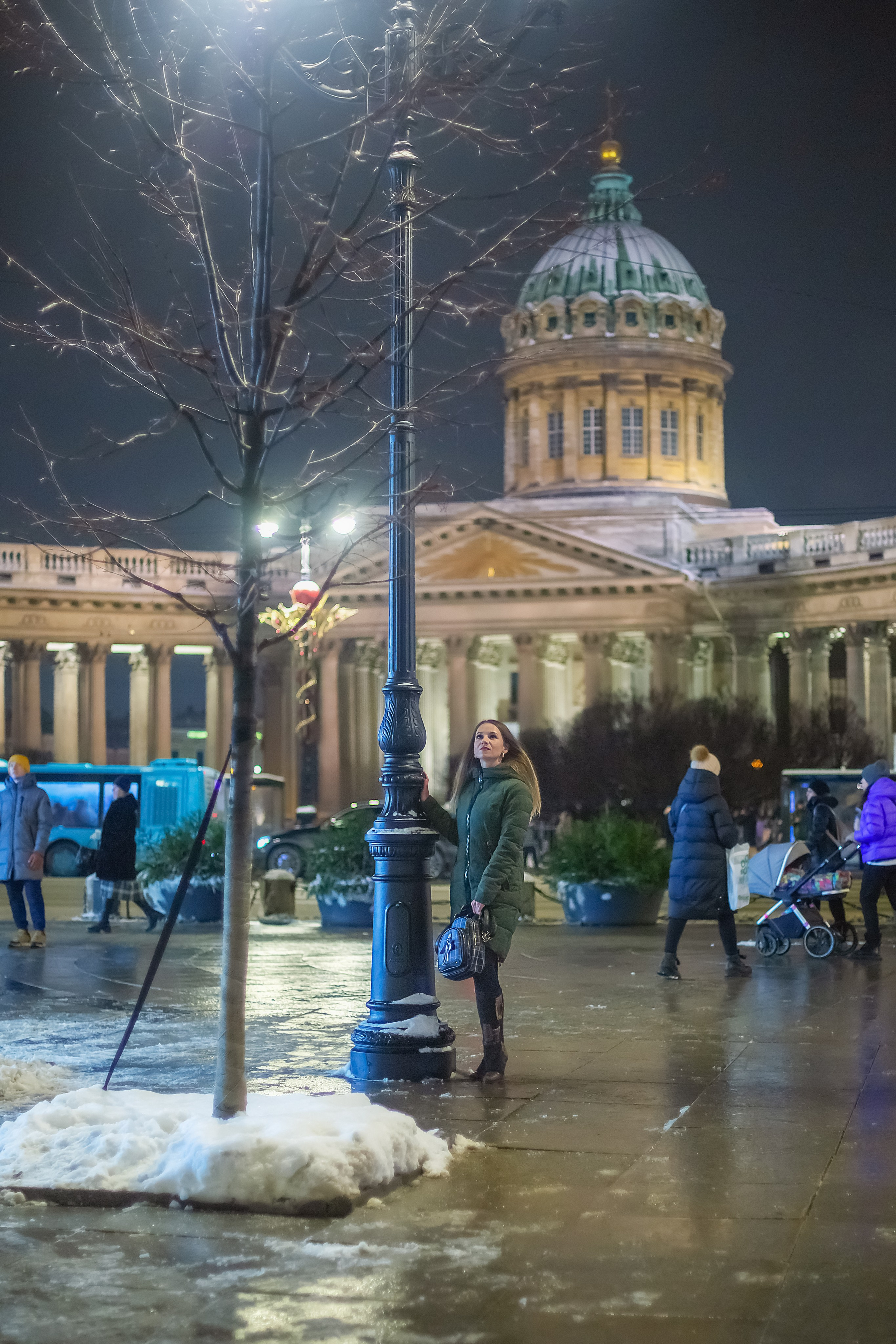 Надежда Прогулка по Санкт-Петербурку. Фотограф Анастасия, СПб: живые семейные и женские фотосессии без позирования, наполненные эмоциями