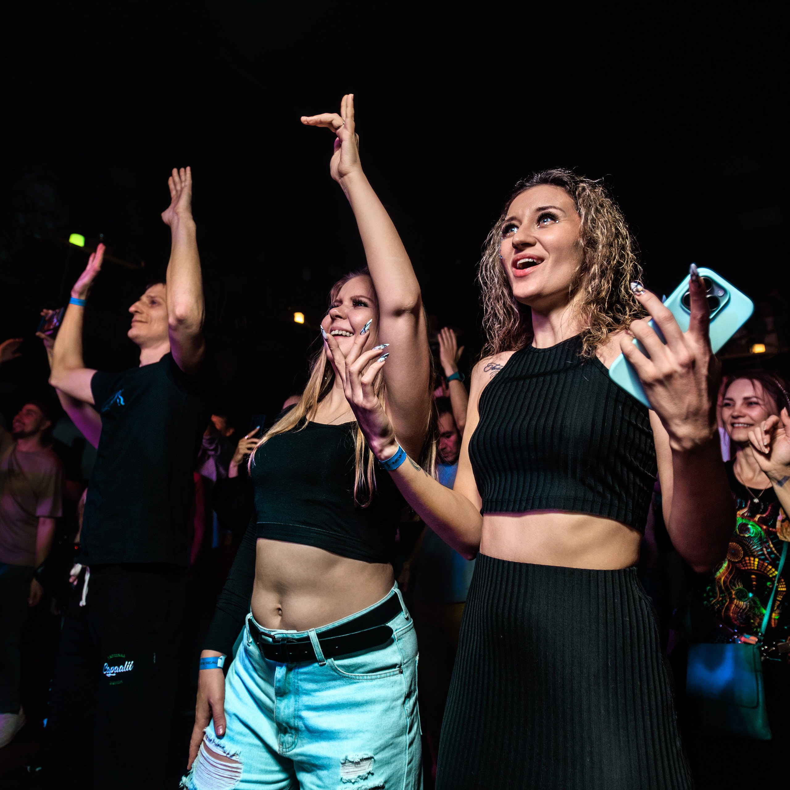 06.09.25 Suanda. Репортажный фотограф Екатеринбург | Яркий, качественный репортаж | Концерты, клубы, репортаж, праздники, корпоративы