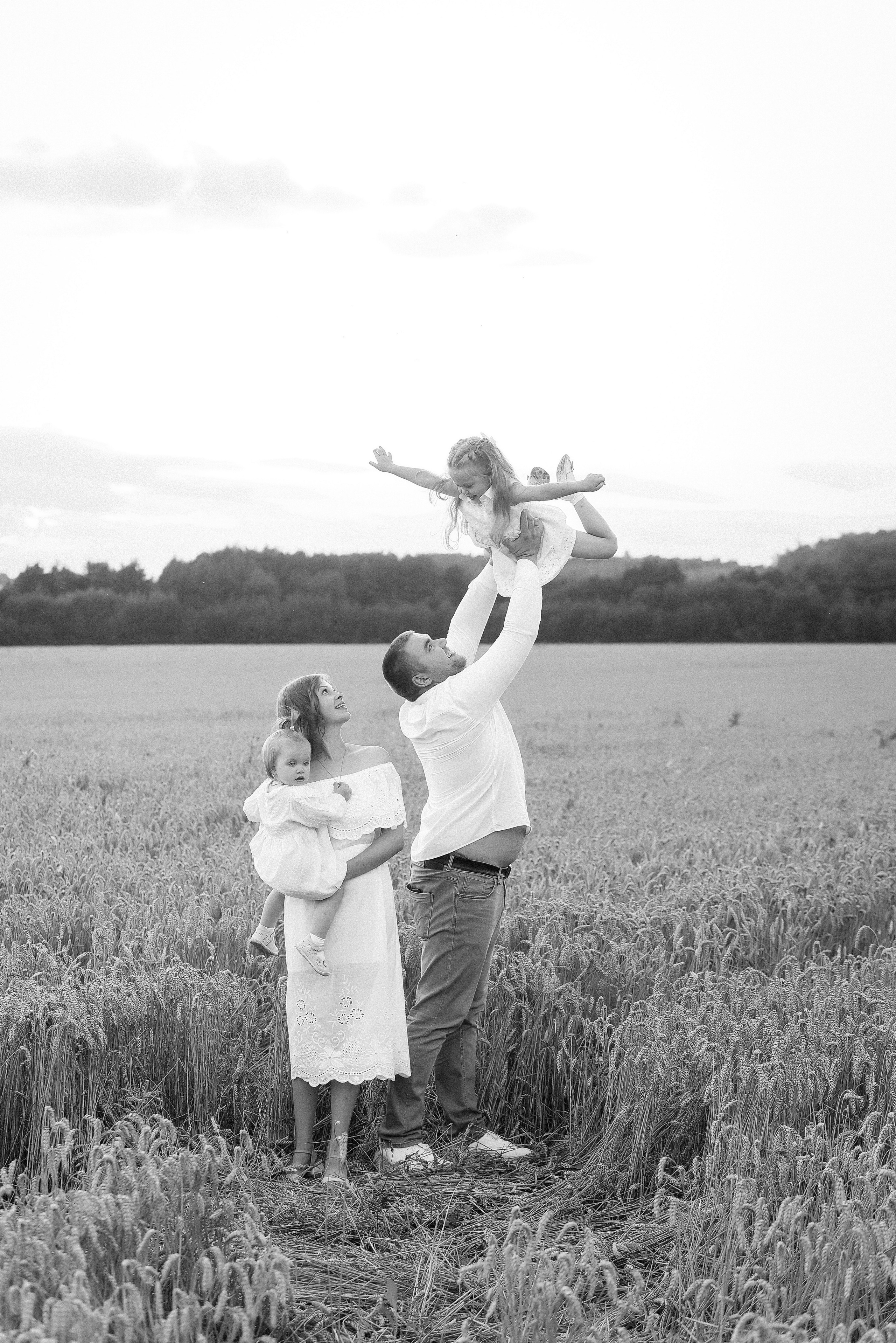 Иван Наталья и девчонки. Римма Гусакова. Выпускные фотокниги. Детские и семейные фотосессии