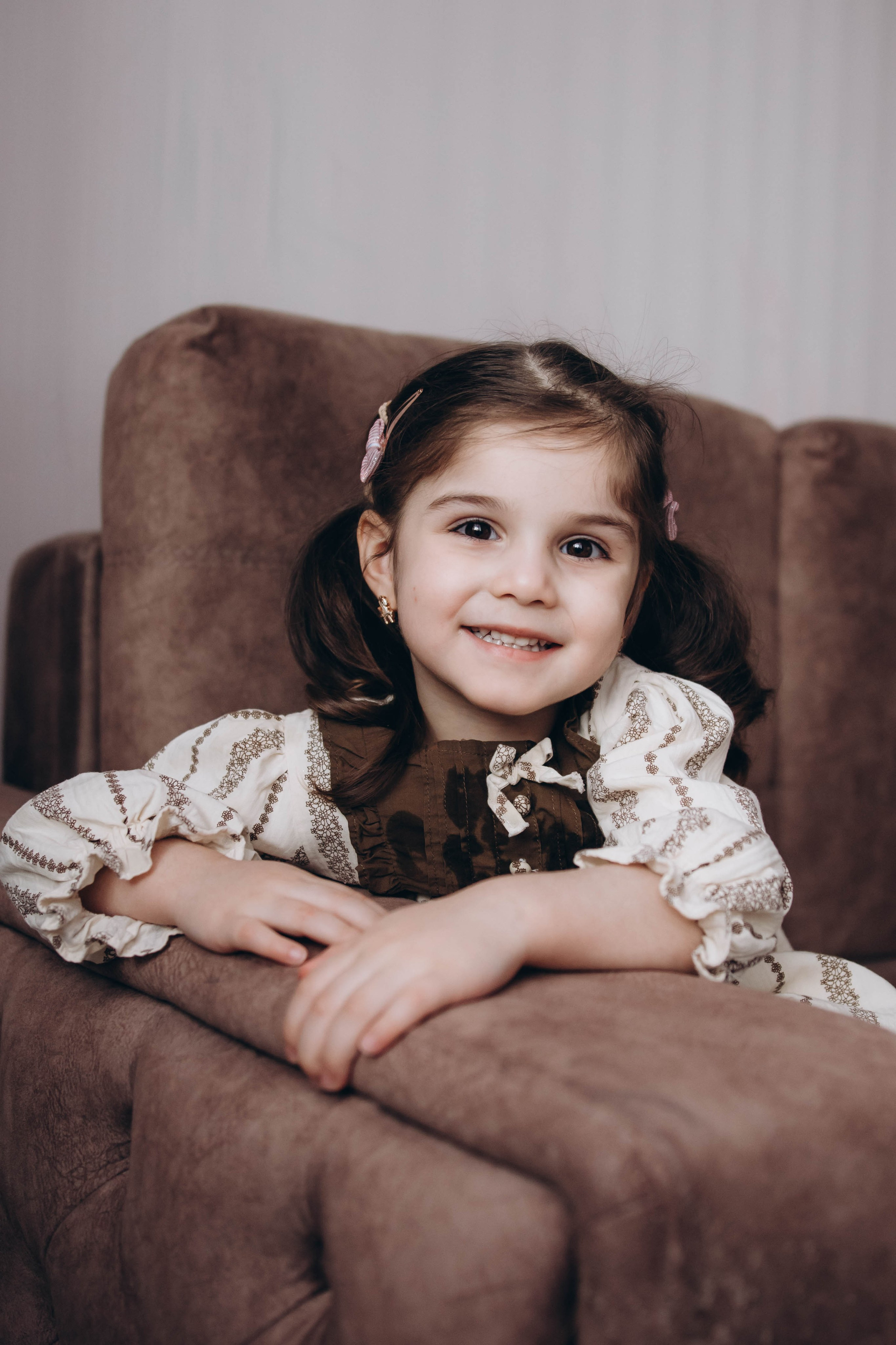 Дженнет с дочками)