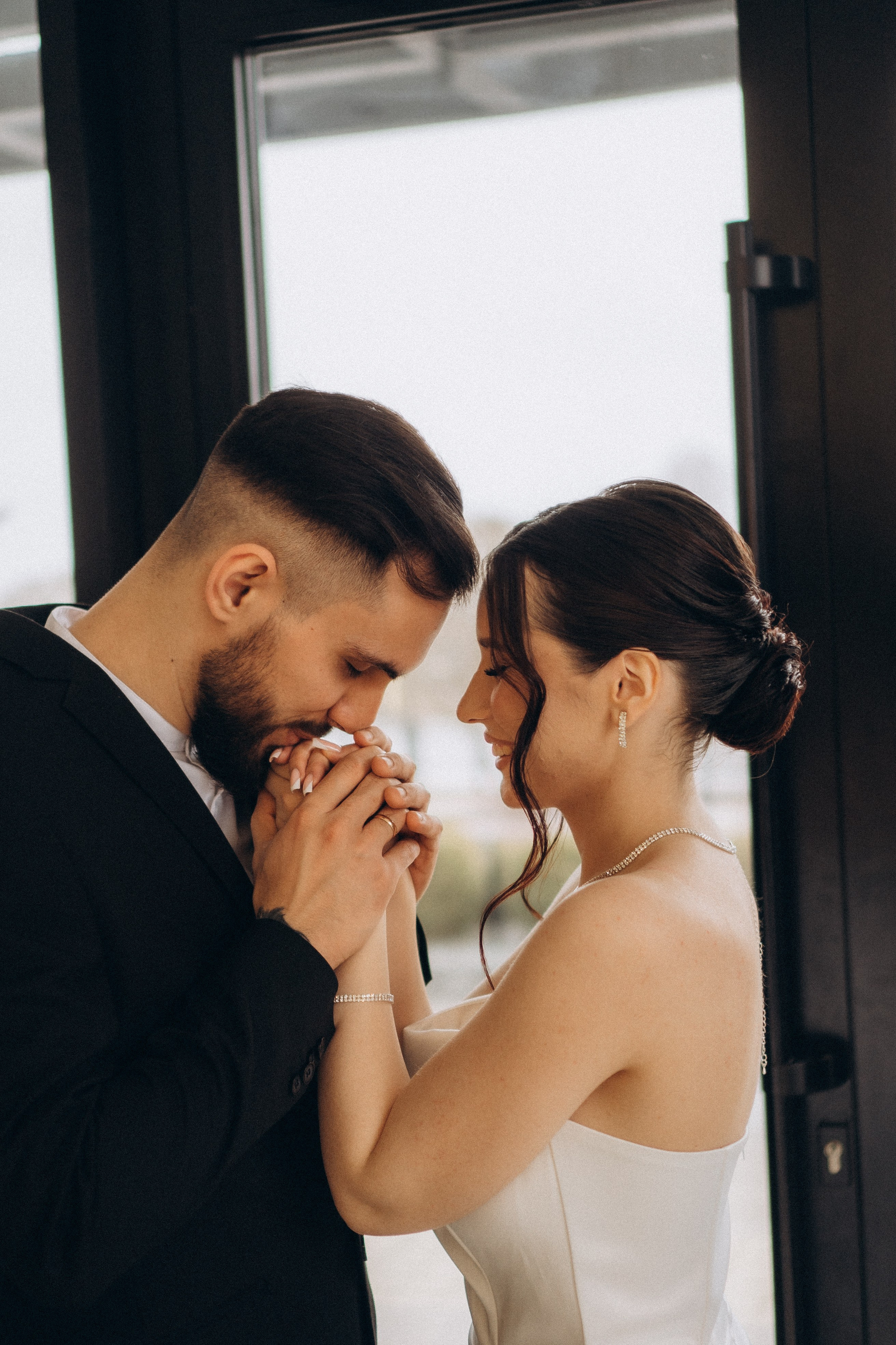 СВАДЕБНАЯ СЬЕМКА СБОРОВ ЖЕНИХА И НЕВЕСТЫ В ОТЕЛЕ И ТАКЖЕ ФОТОСЕССИИЯ В ОТЕЛЕЕ МЕГАПОЛИС БРЯНСК. Профессиональный фотограф, Санкт-Петербург — Виктория Богомолова